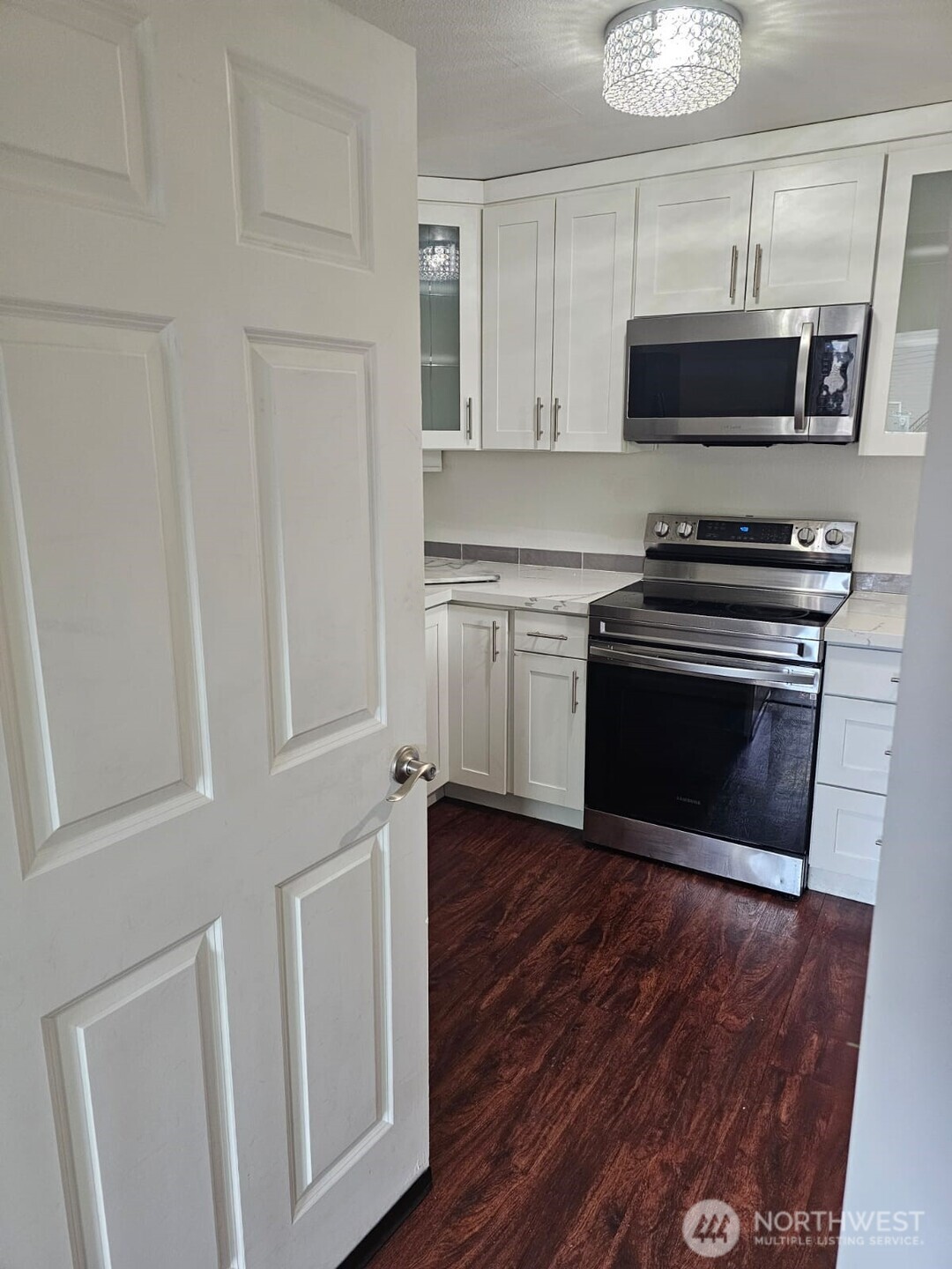 24758 45th Place Property Photo 17