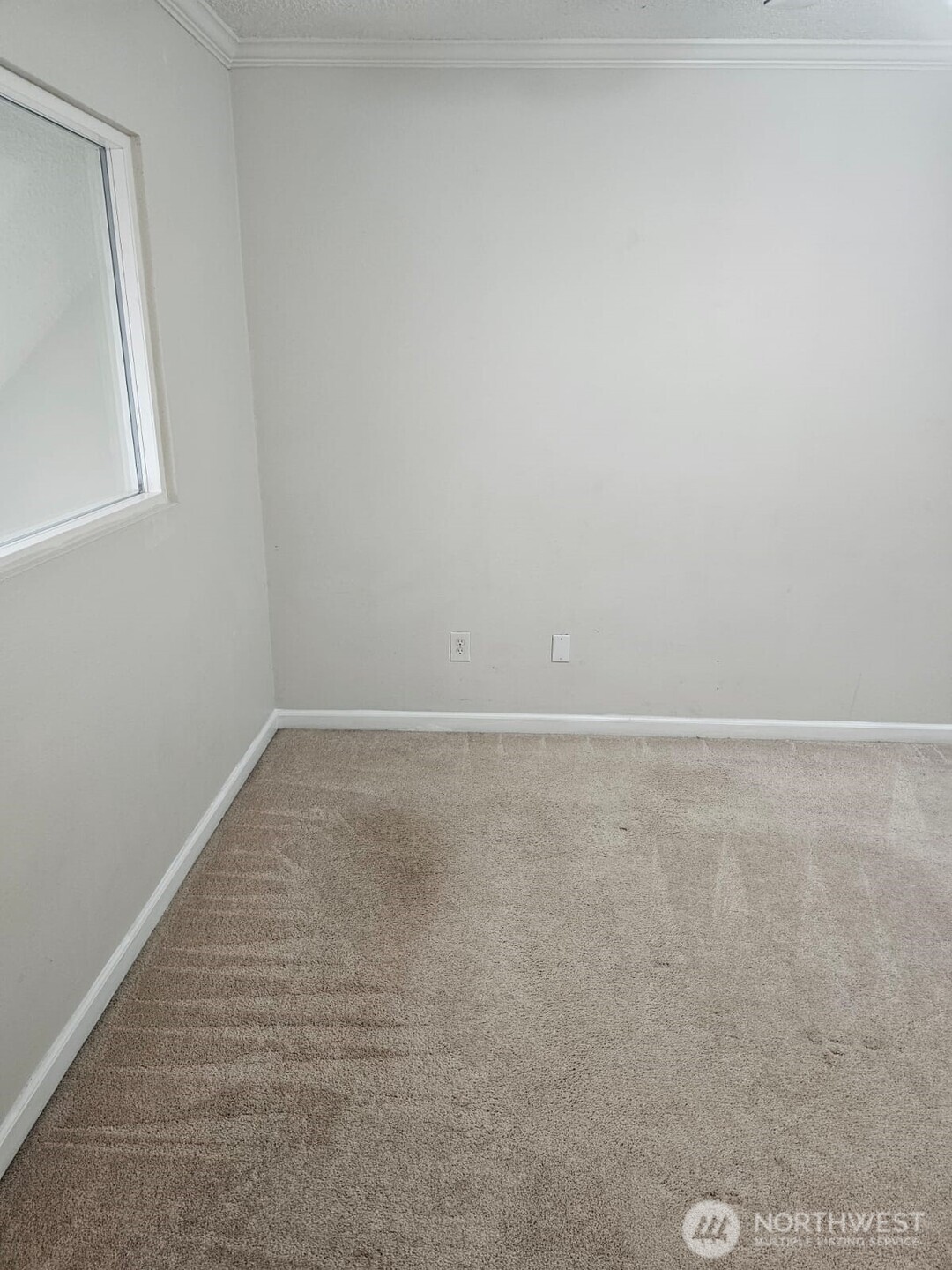24758 45th Place Property Photo 32