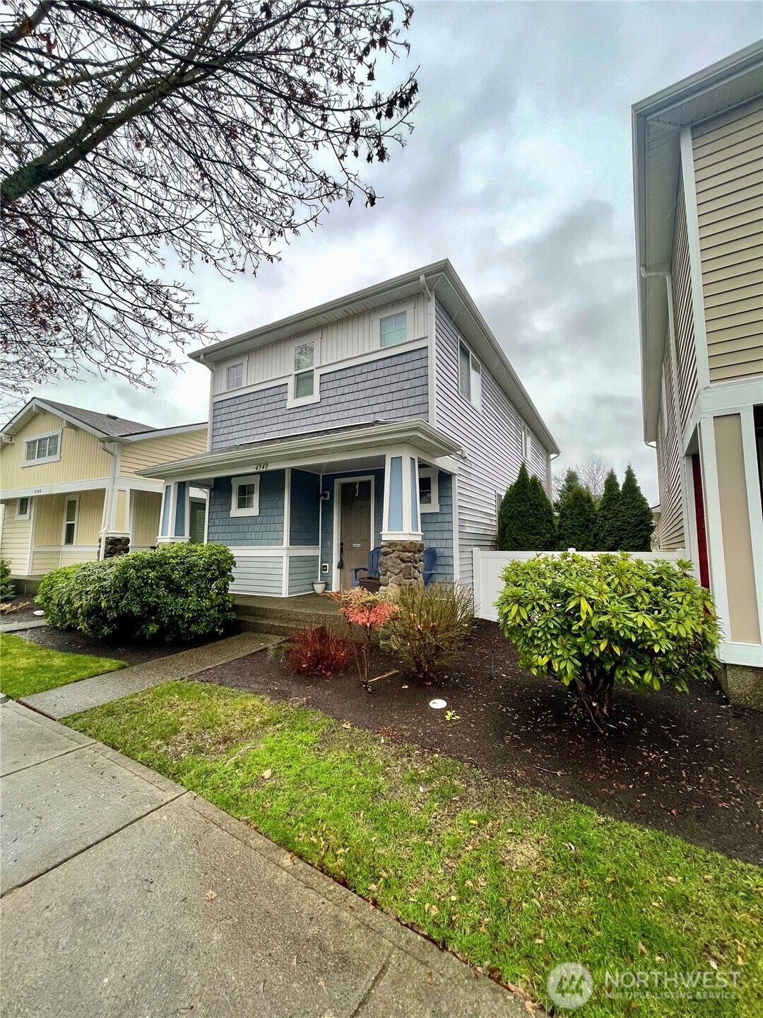 4340 Edgewater Boulevard Property Photo 1