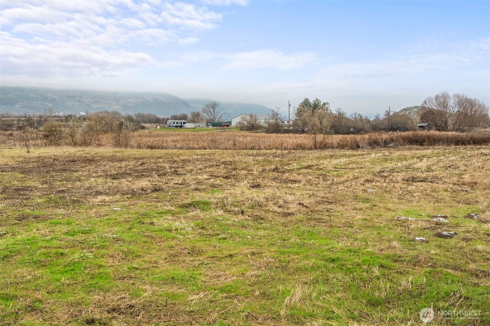 2460314 Property Photo 23