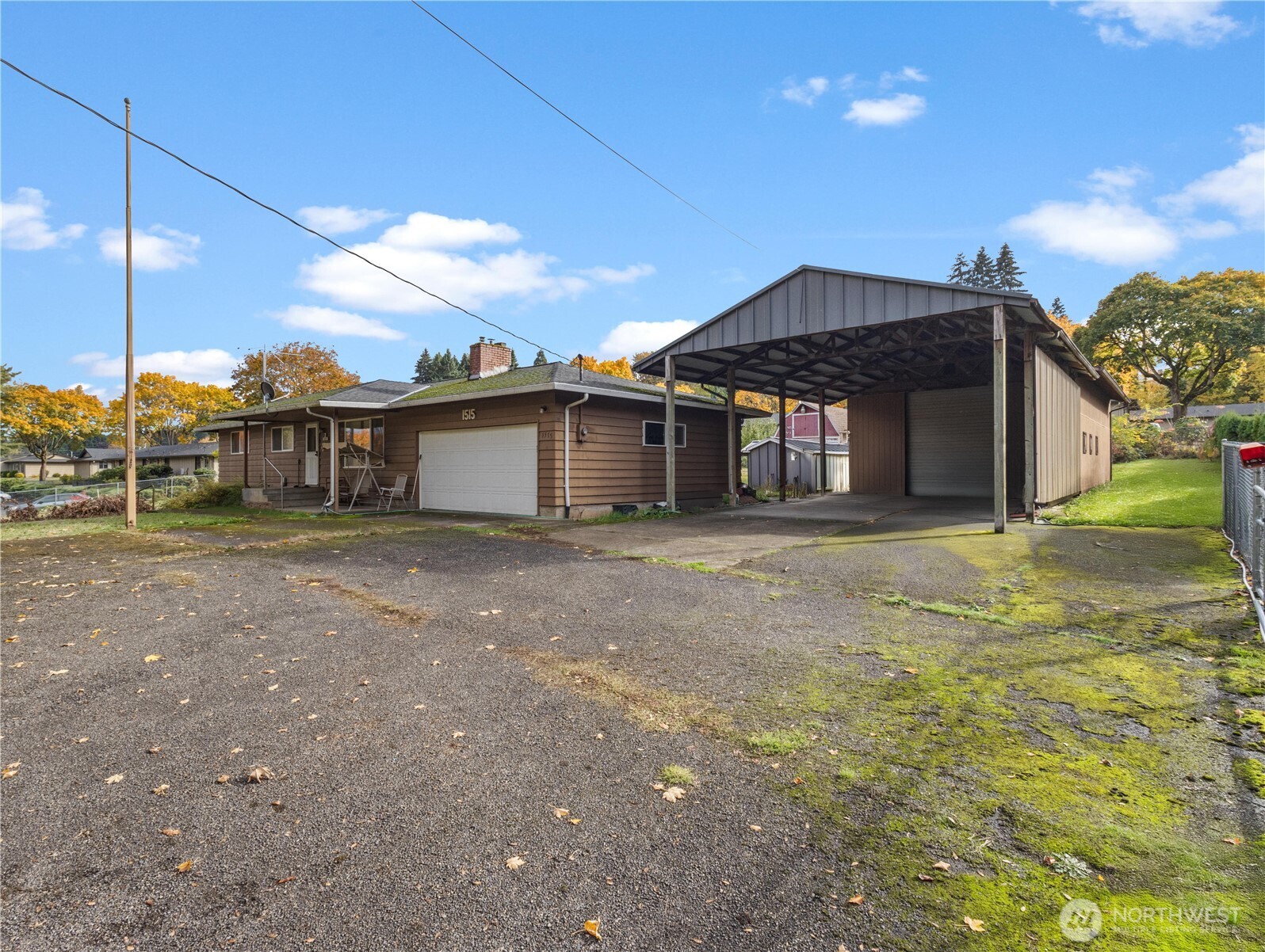 1515 June Drive Property Photo 2