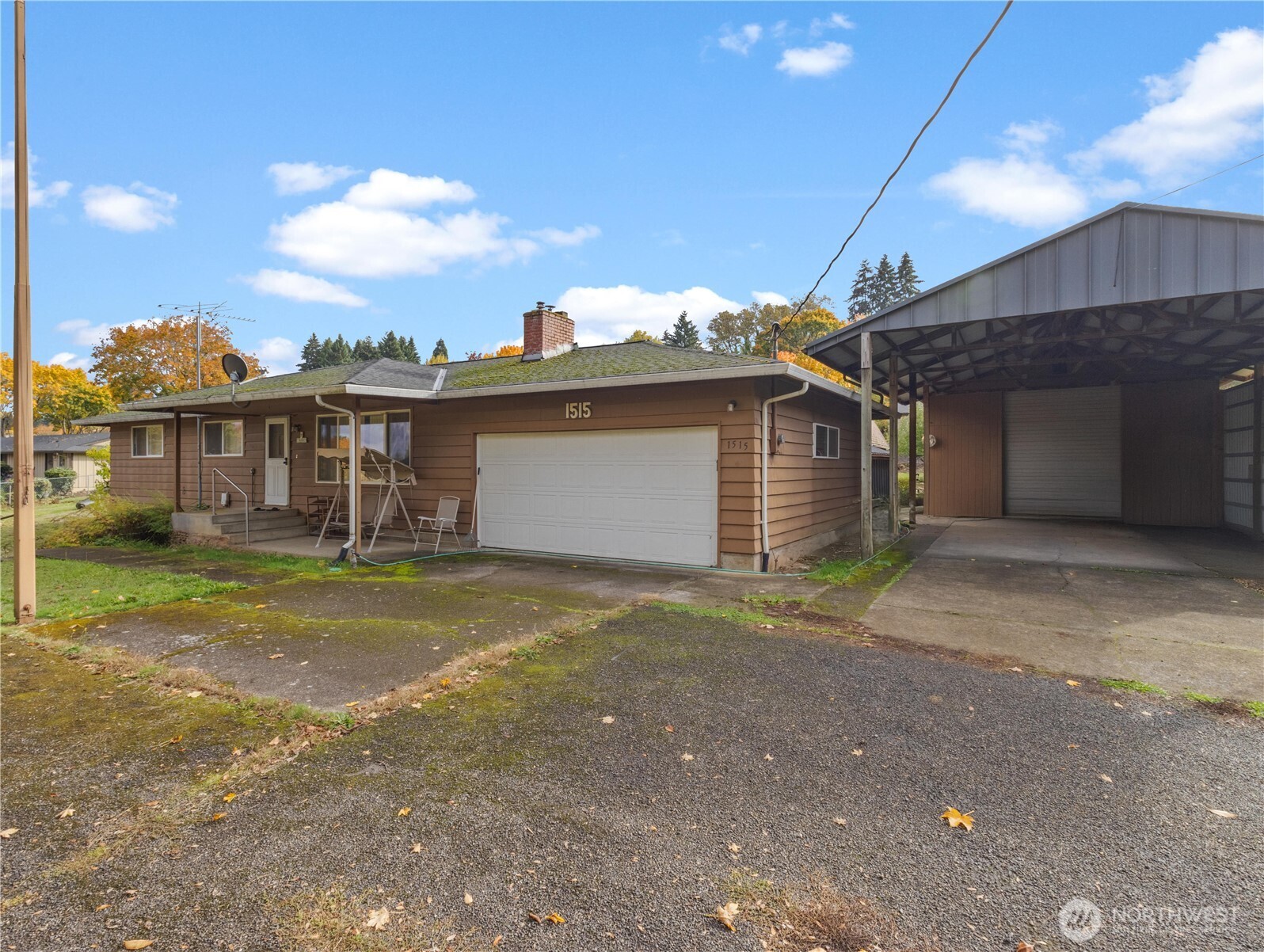 1515 June Drive Property Photo 4