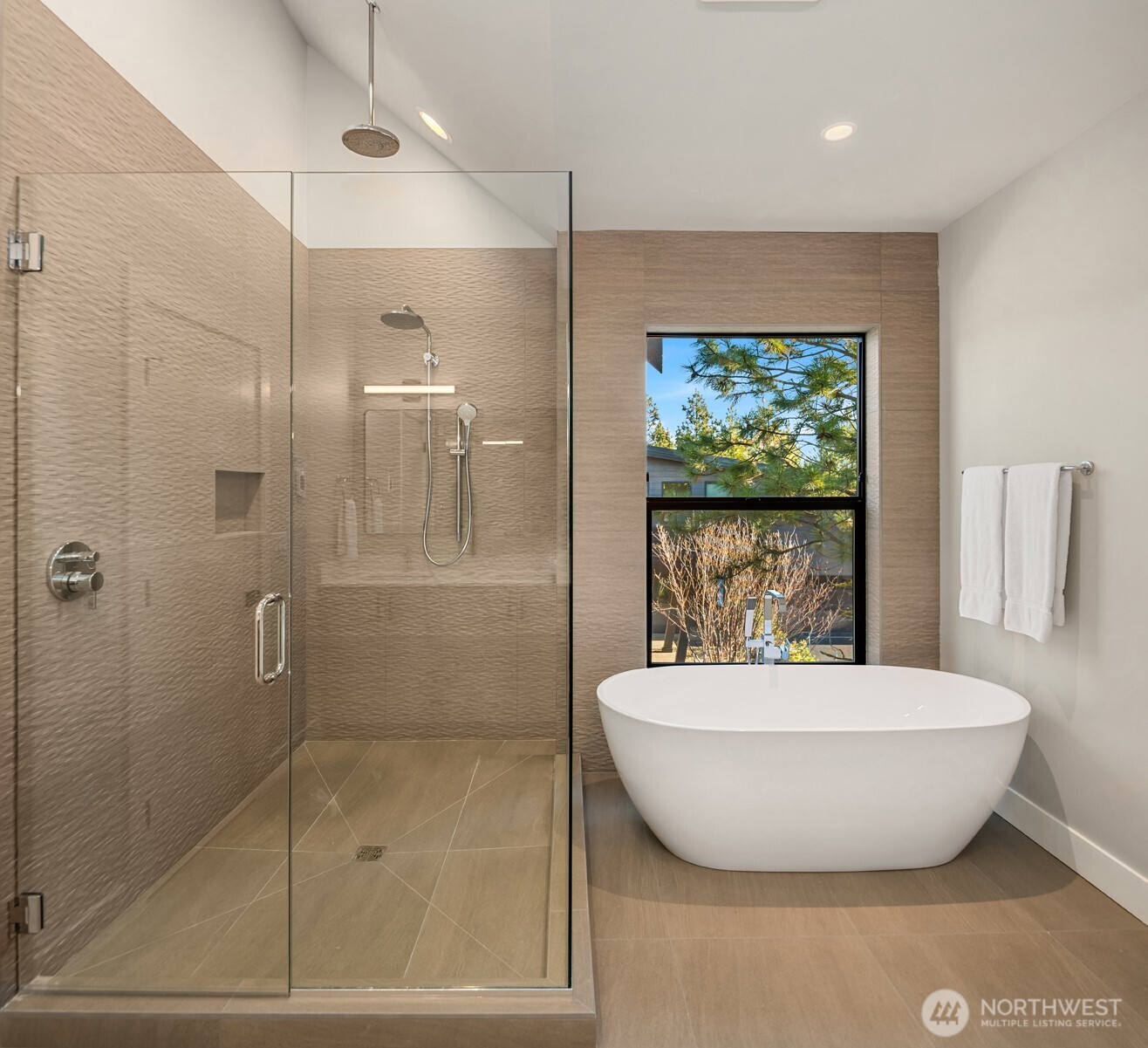 831 Gold Leaf Lane Property Photo 26