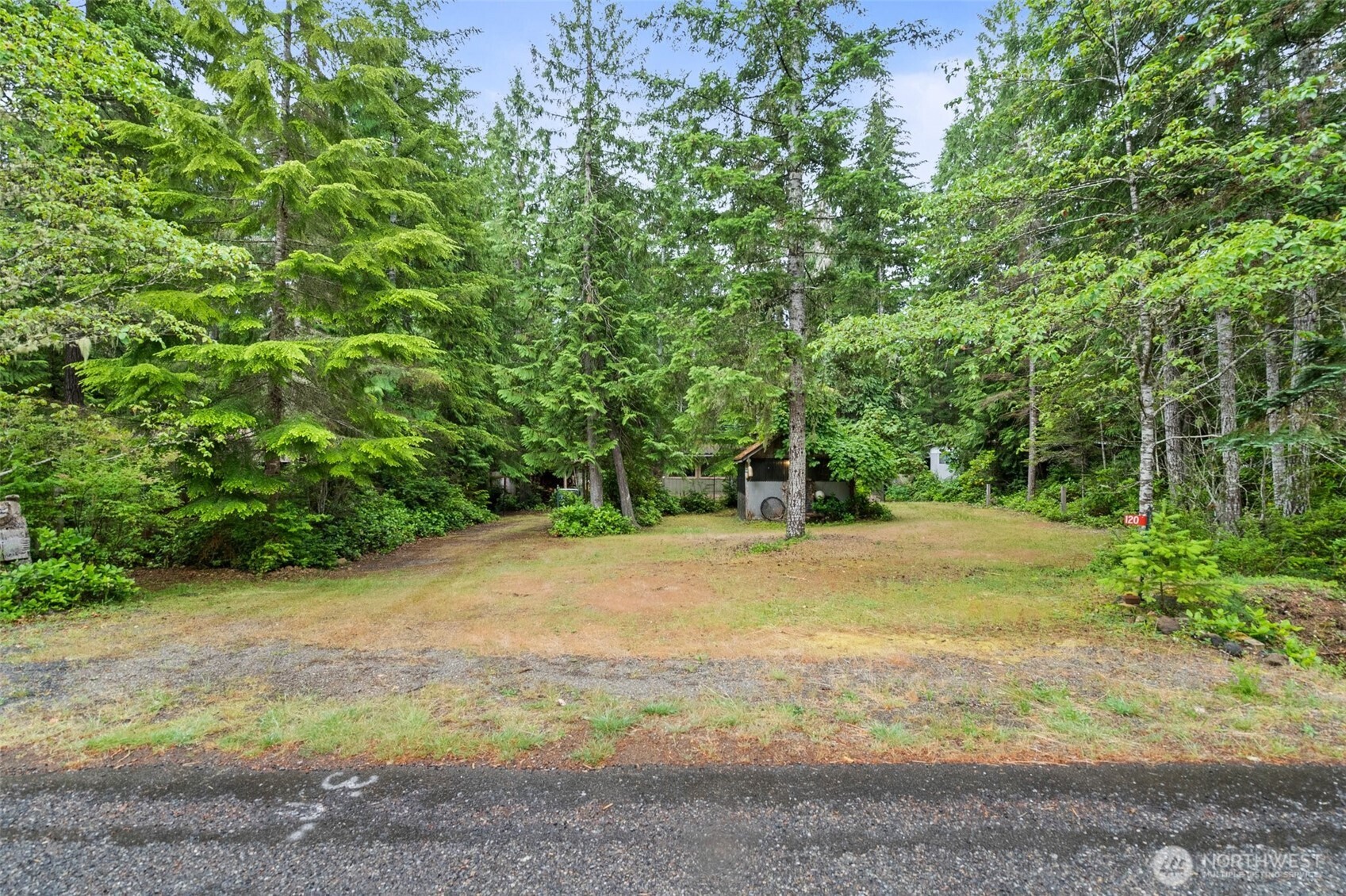120 King Drive Property Photo 22