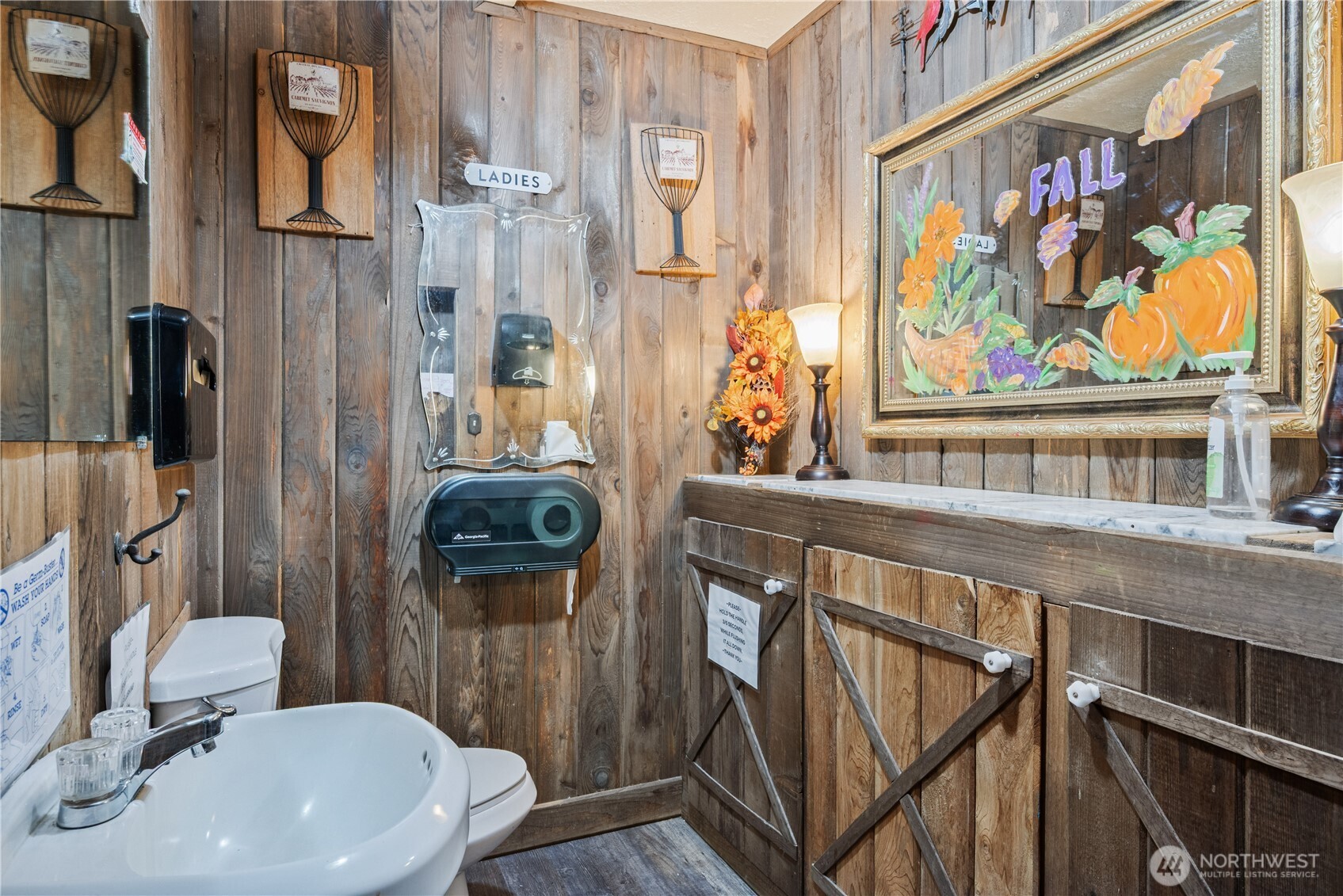 1107 N Pacific Avenue Property Photo 13