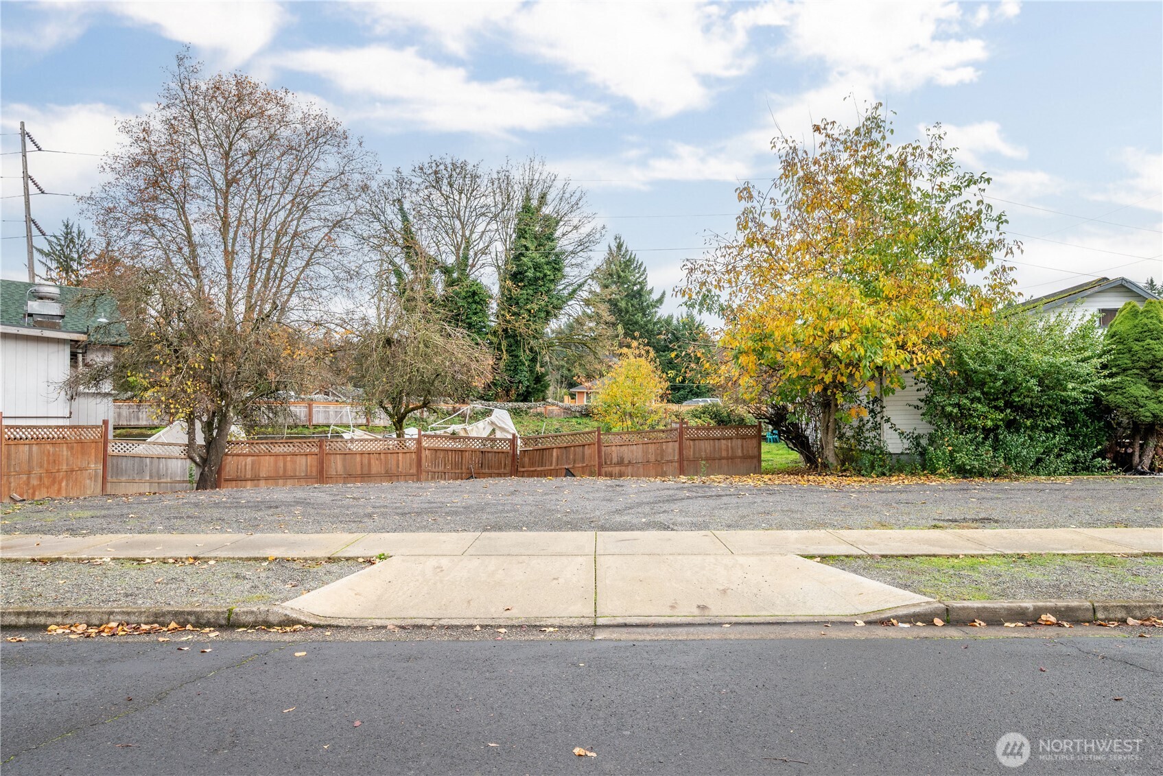 1107 N Pacific Avenue Property Photo 17