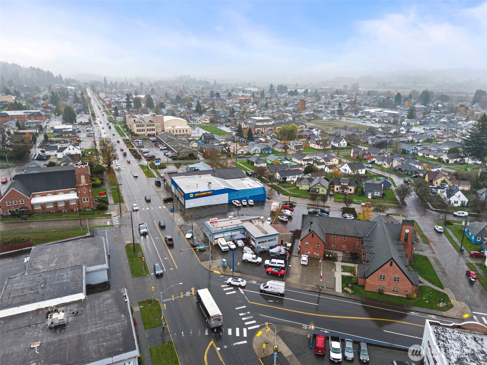13 S Market Boulevard Property Photo 14