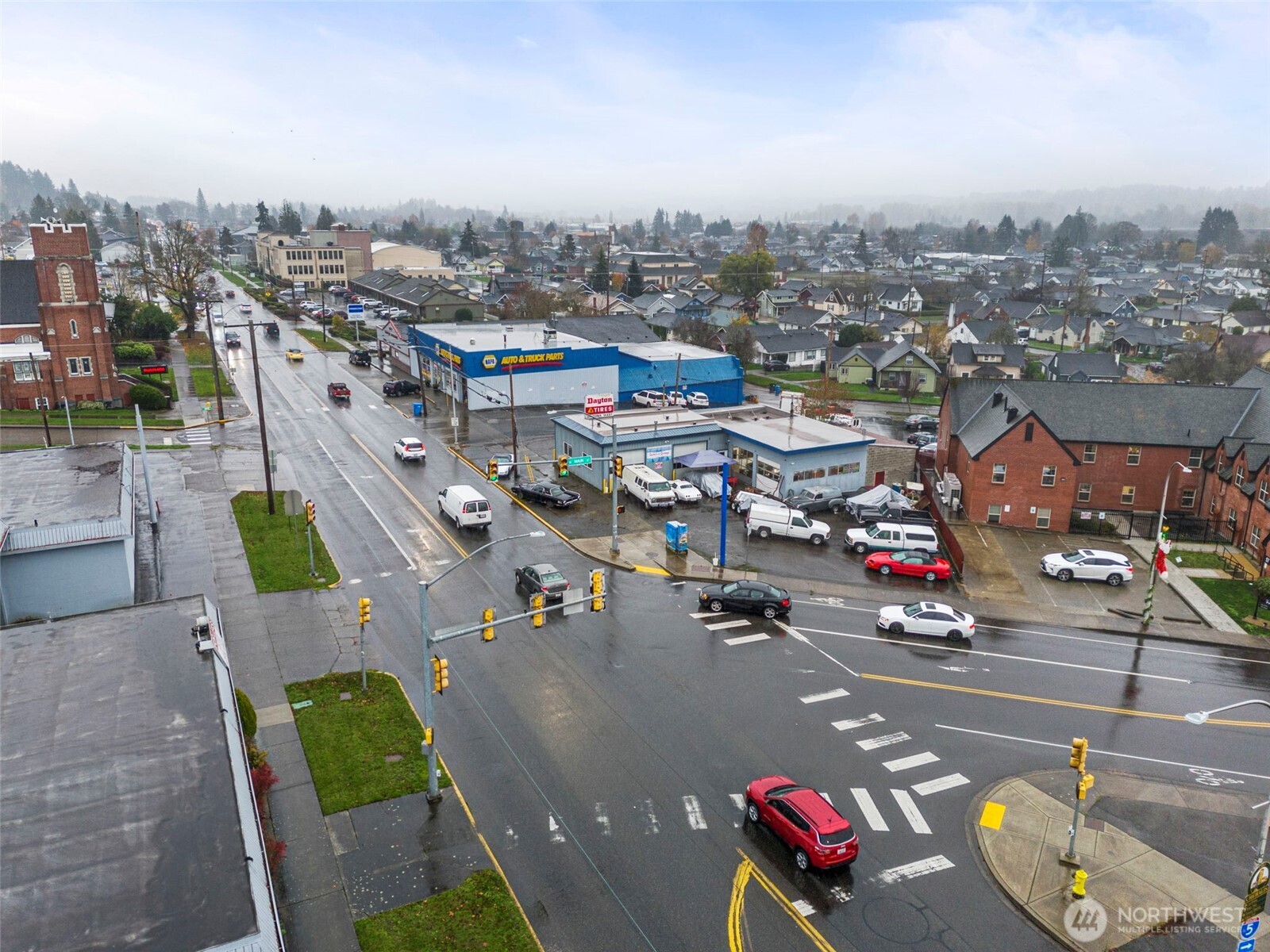 13 S Market Boulevard Property Photo 16