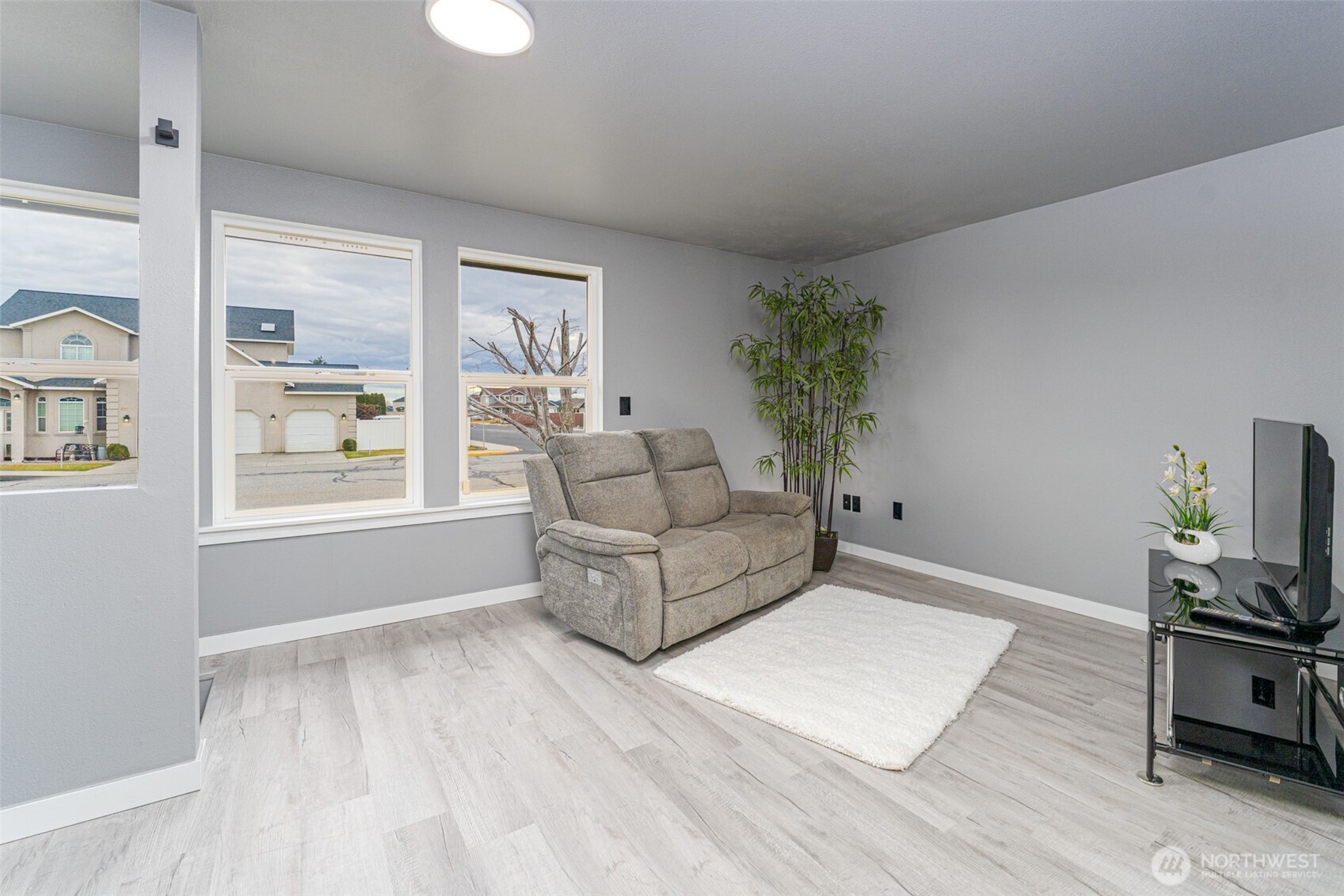 227 O Street Property Photo 7