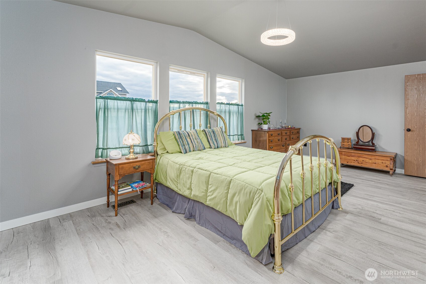 227 O Street Property Photo 14