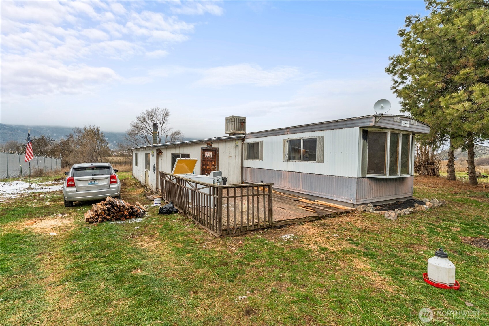 2460726 Property Photo 17