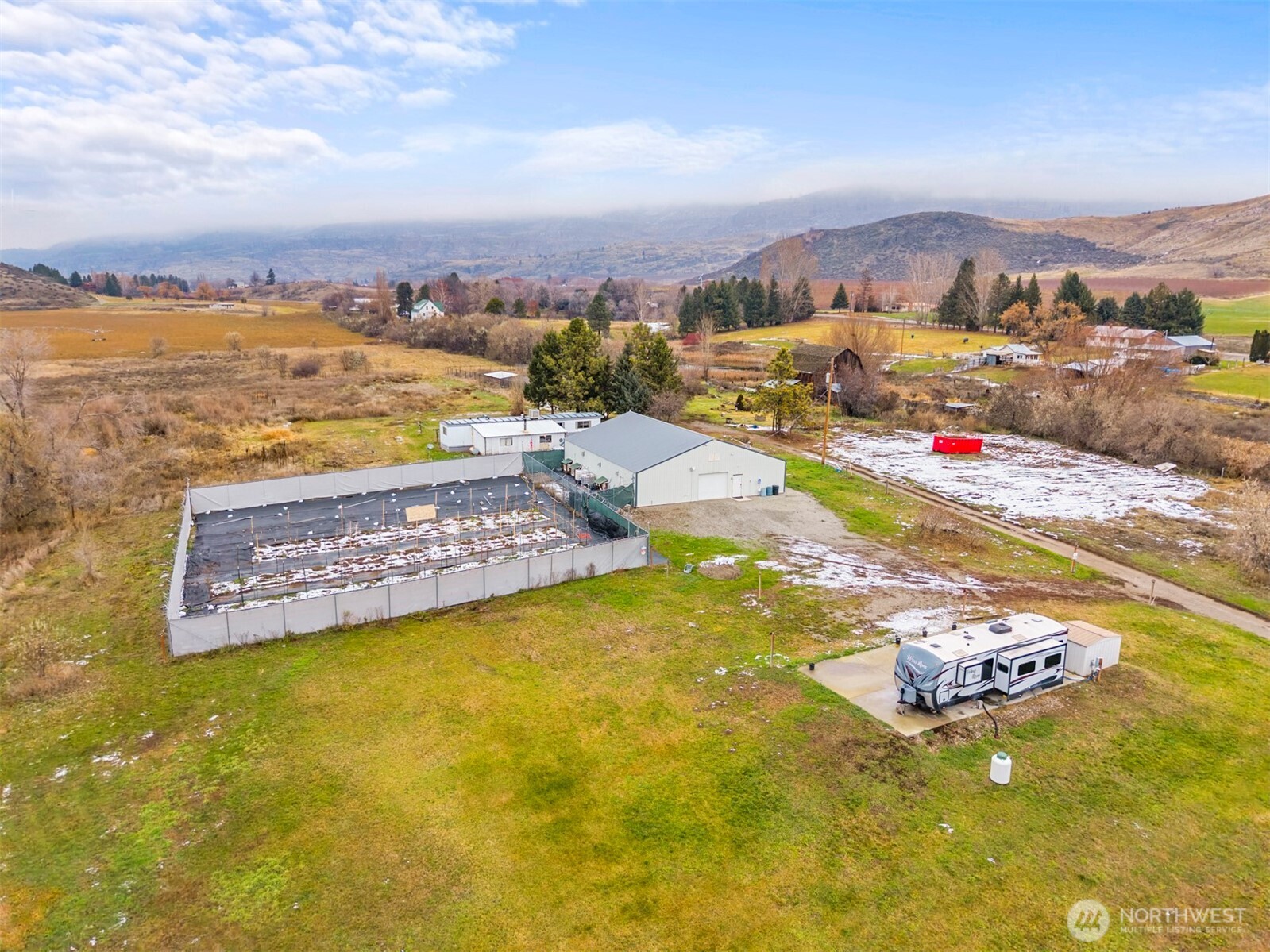 2460726 Property Photo 34