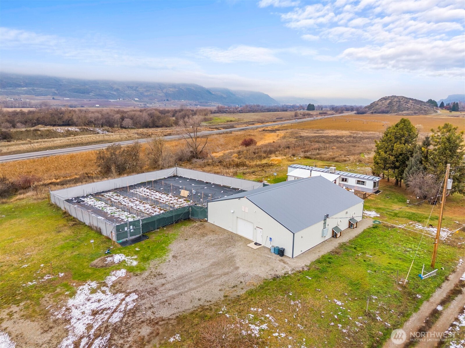 2460726 Property Photo 35