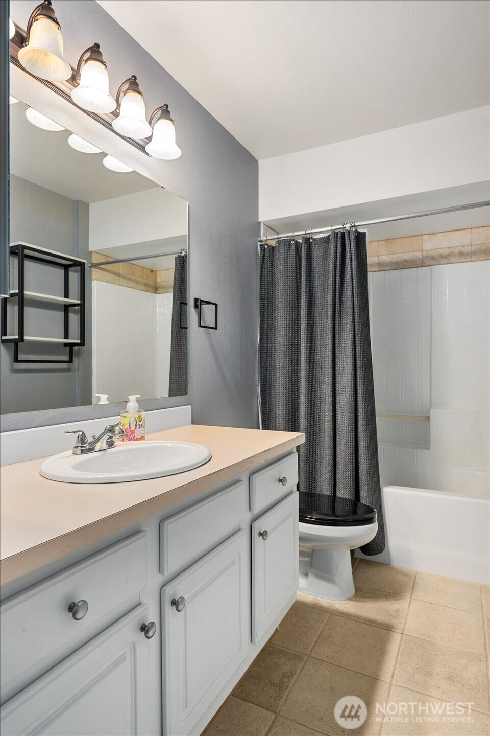 5589 Lakemont Boulevard 1702 Property Photo 11