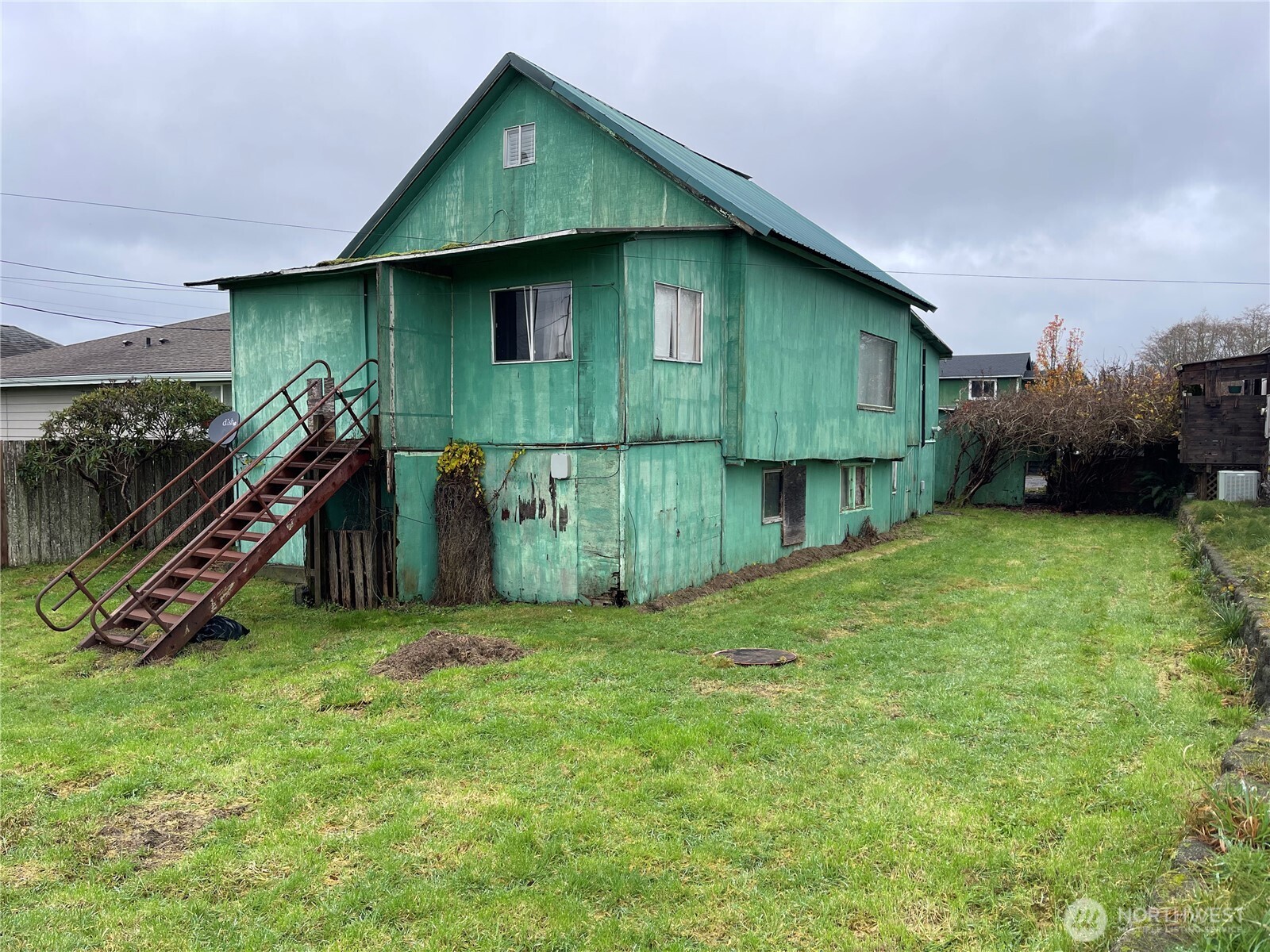 606 Schley Property Photo 3