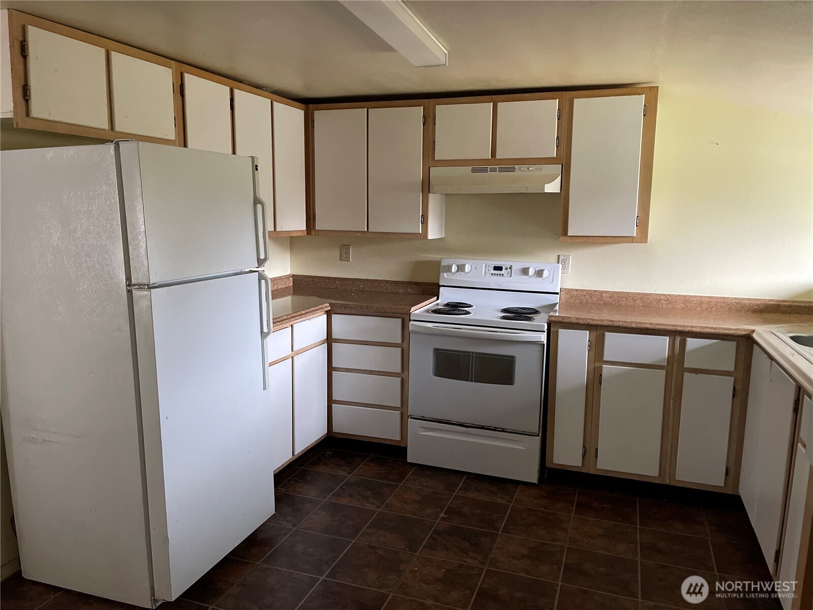 606 Schley Property Photo 5
