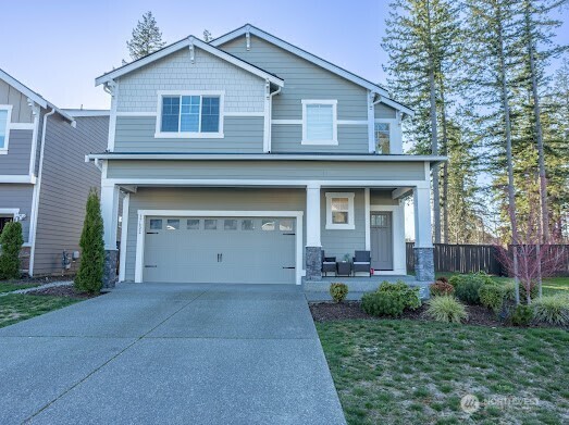 17622 Crossing Drive Property Photo 1