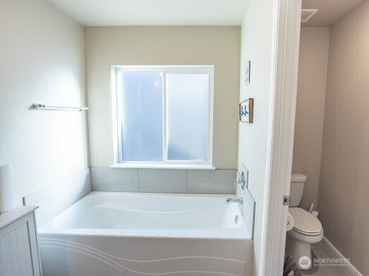 17622 Crossing Drive Property Photo 13