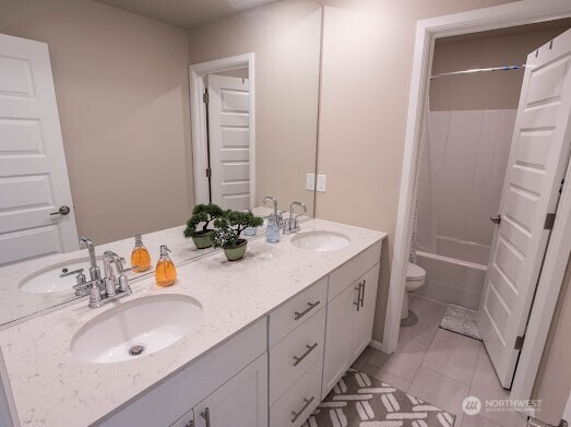 17622 Crossing Drive Property Photo 19