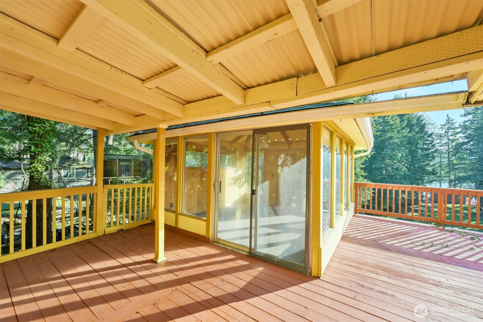 22115 Maple Drive Property Photo 6