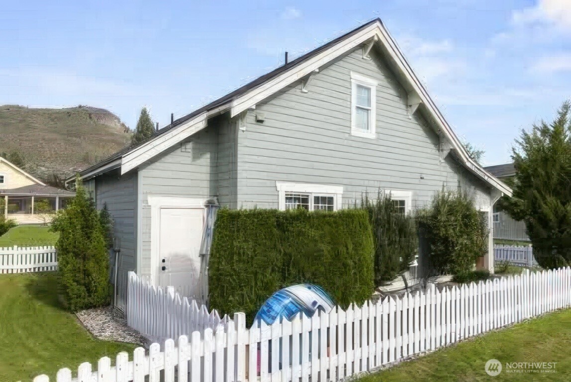 100 Timbuktu Lane Property Photo 22