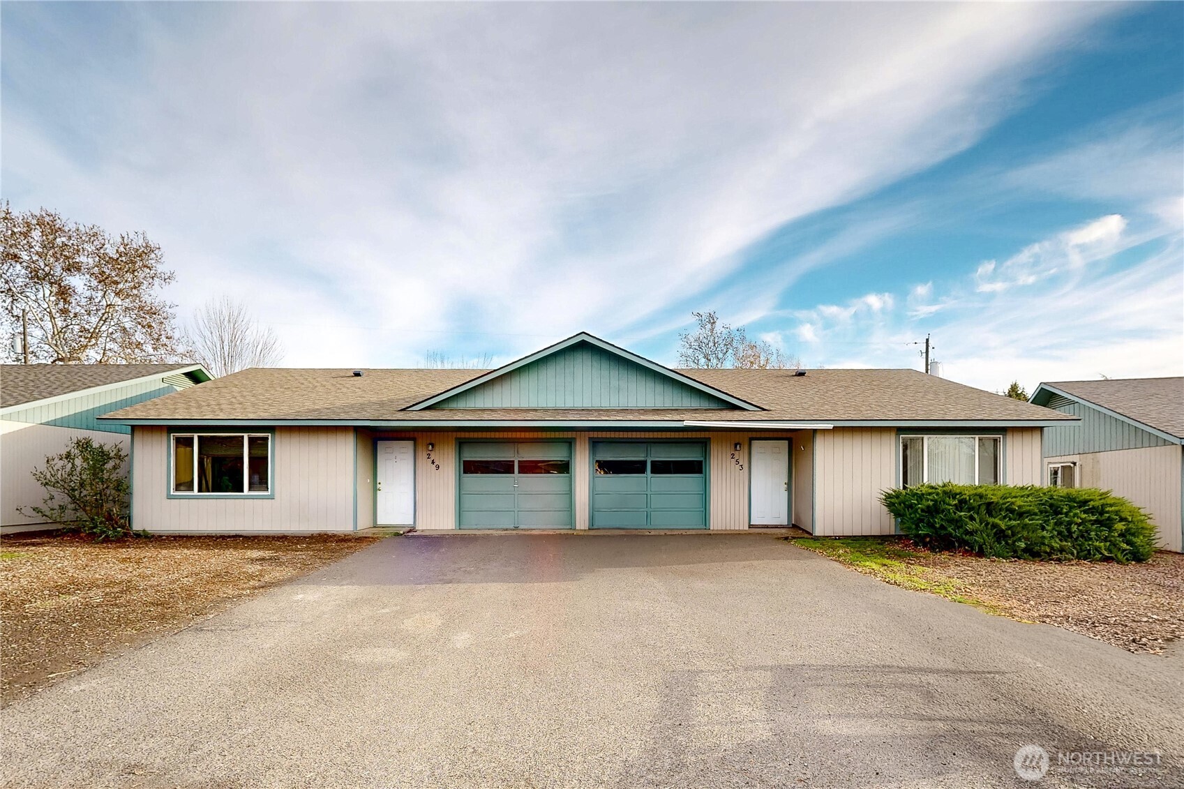 249 S Tausick Way Property Photo 1