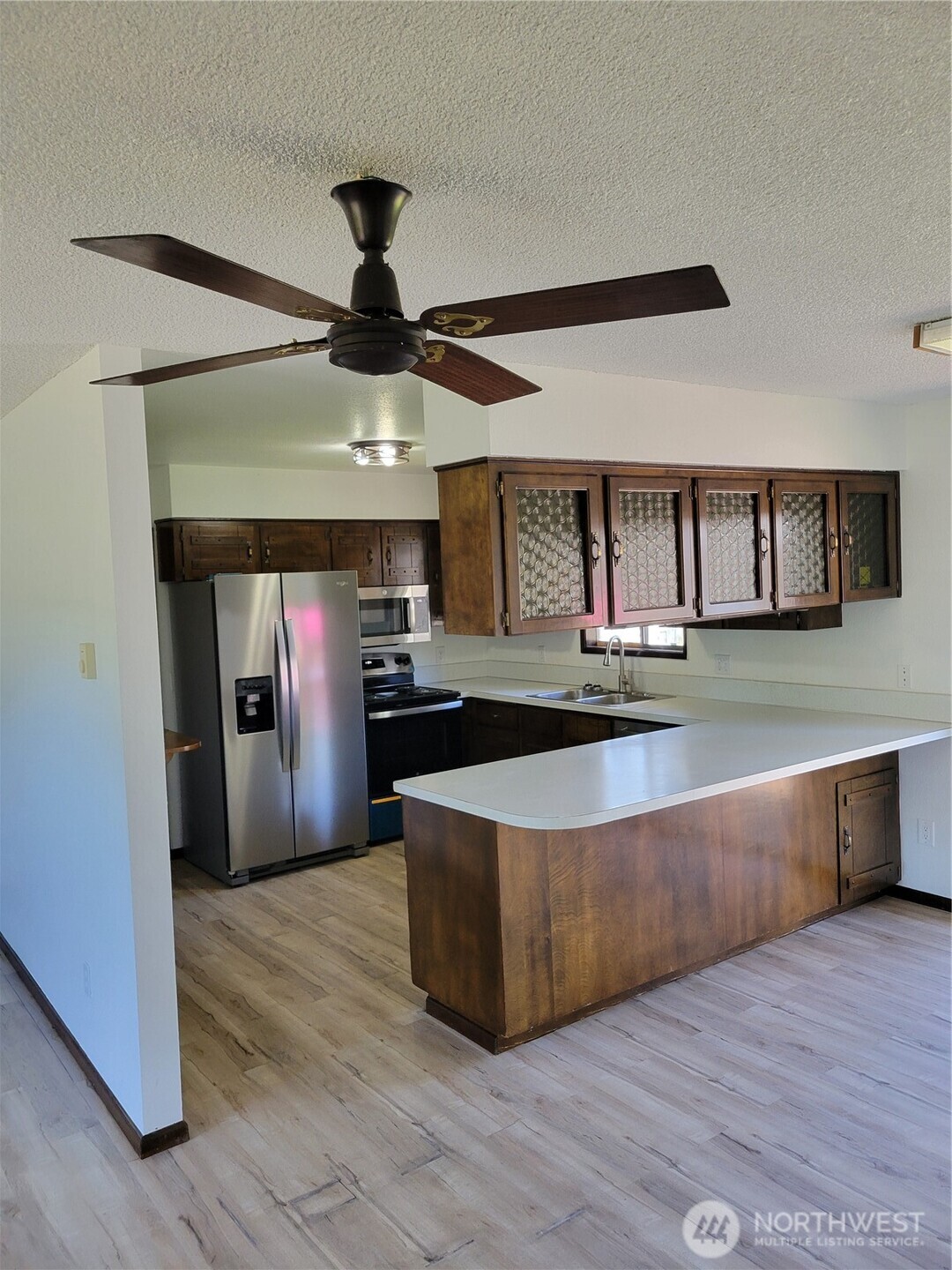 300 Maple Street Property Photo 9