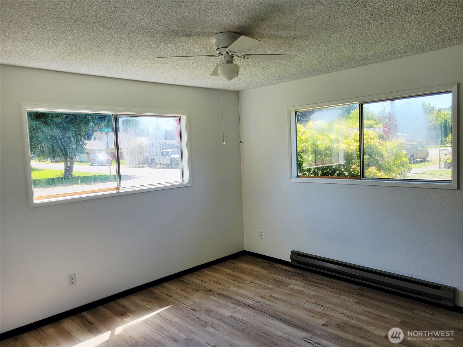 300 Maple Street Property Photo 15