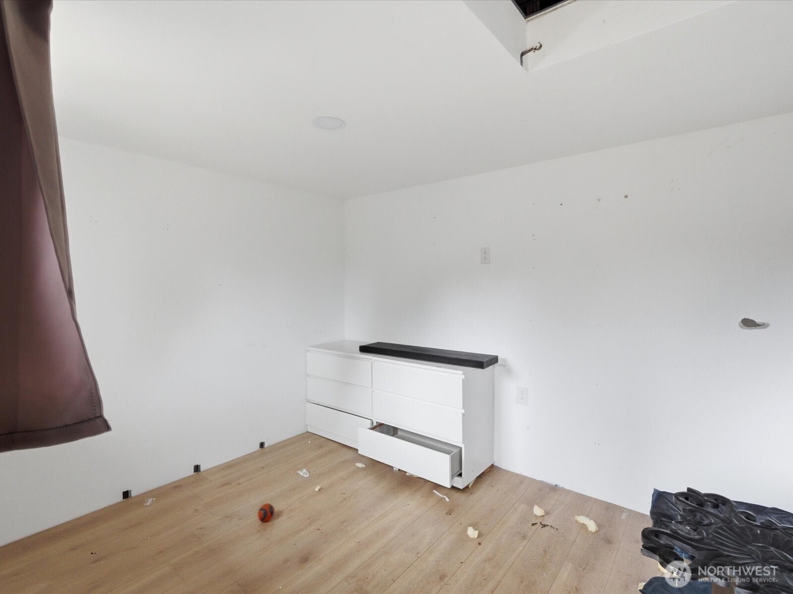 16602 - 16608 Delano Road Property Photo 8