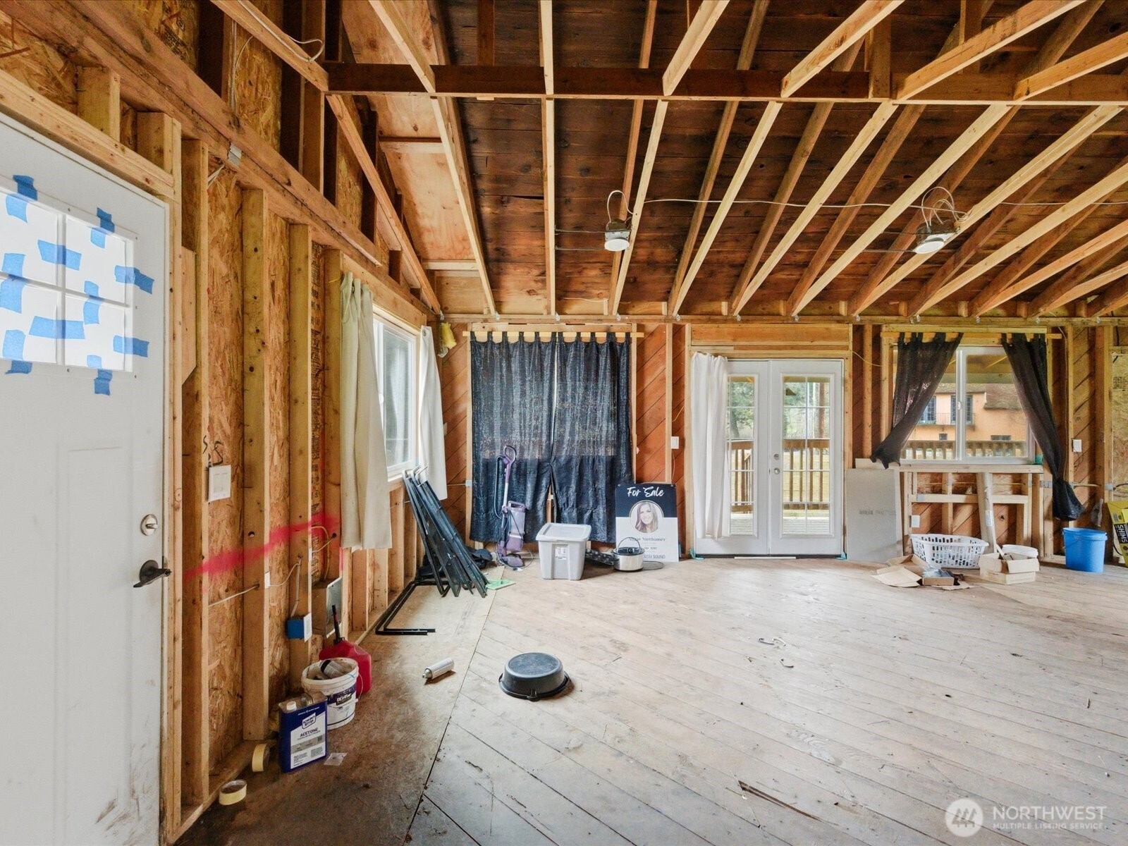 16602 - 16608 Delano Road Property Photo 10