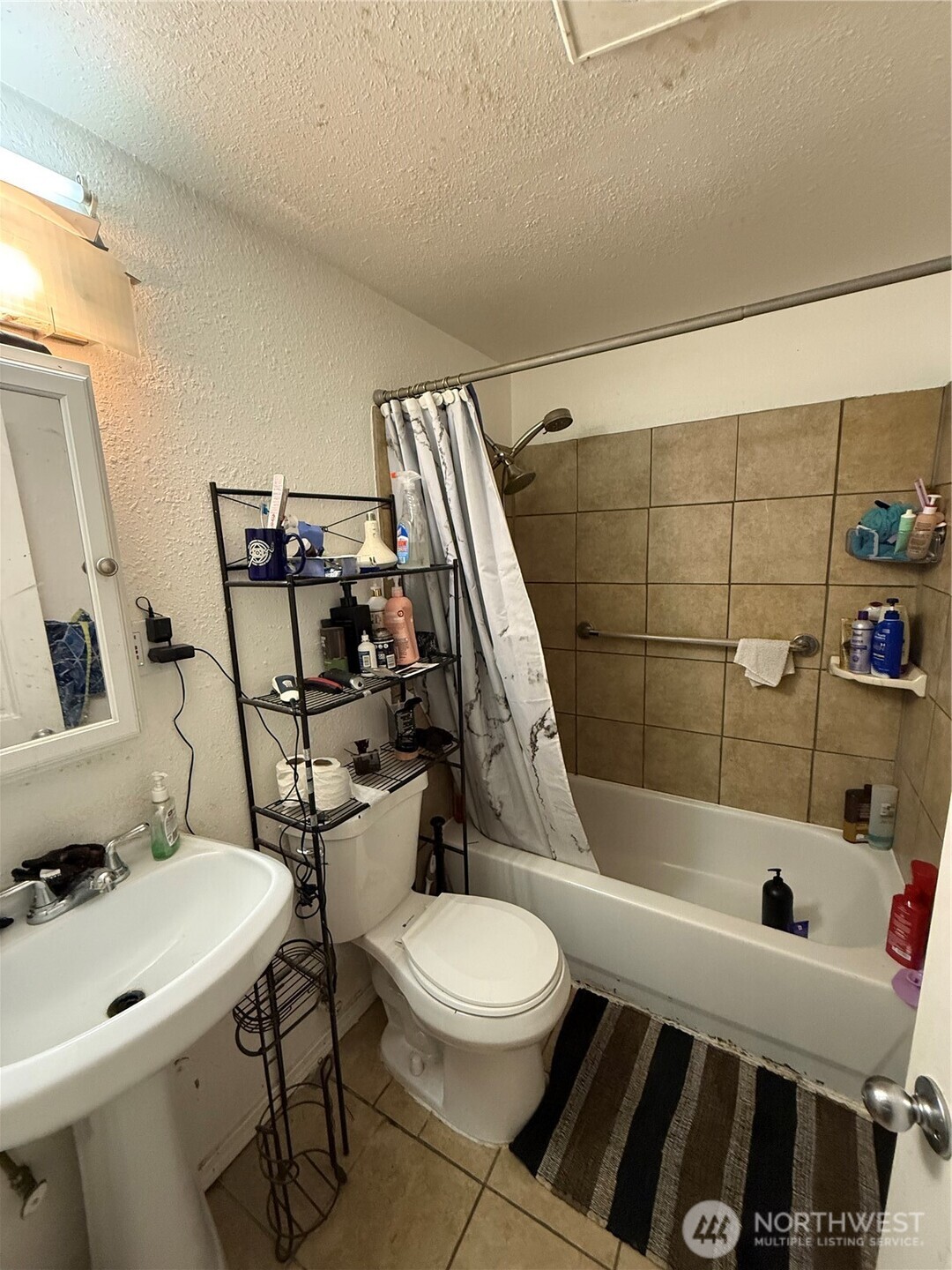 509 E 65th Street Property Photo 7