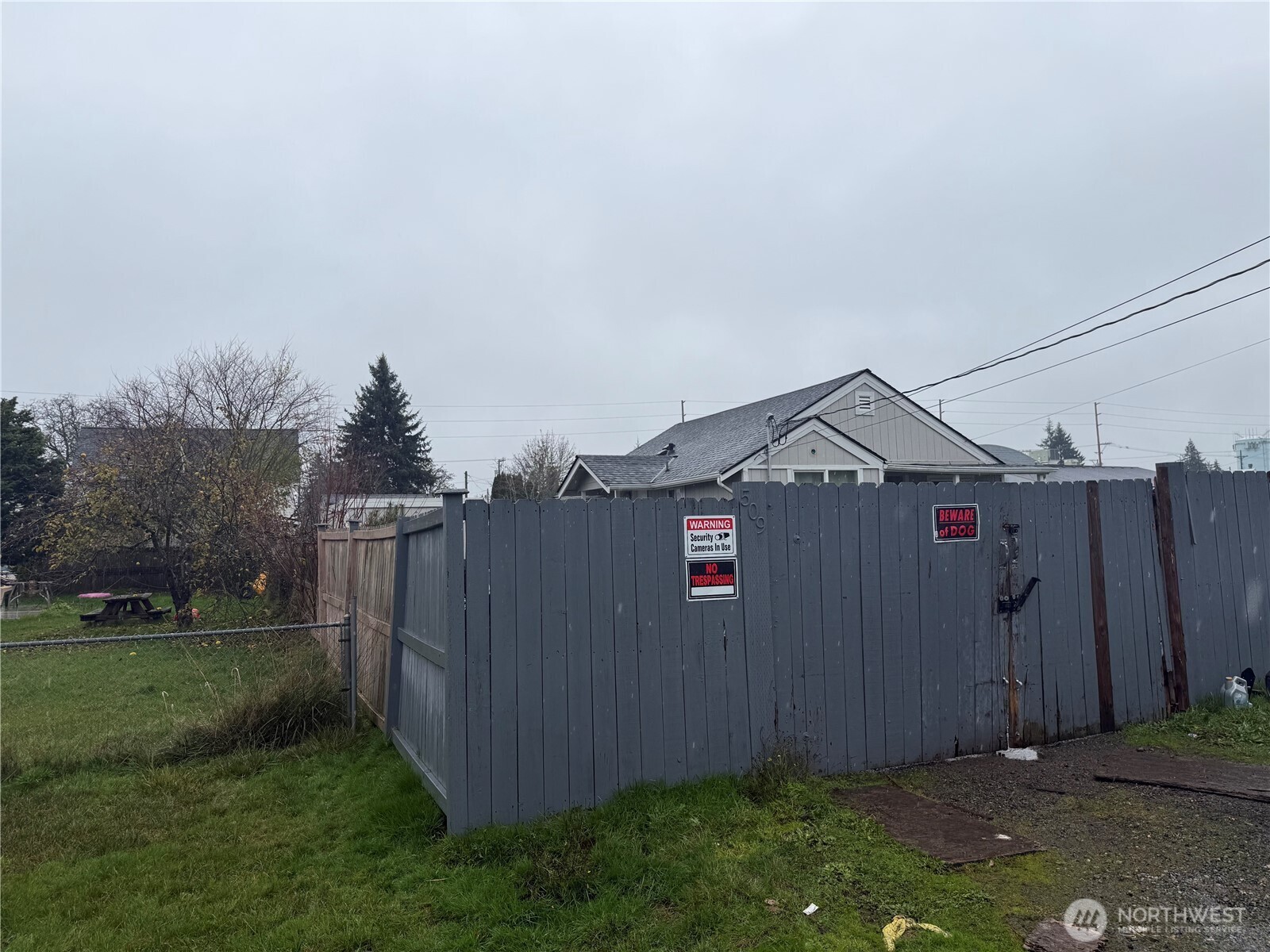 509 E 65th Street Property Photo 12