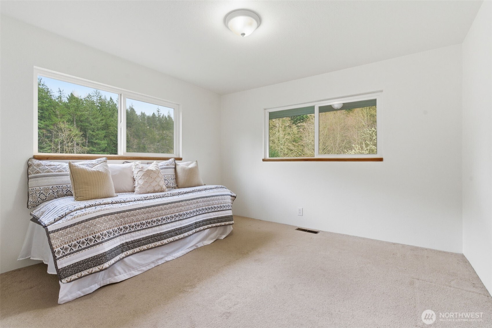 22628 Holgar Court Property Photo 20