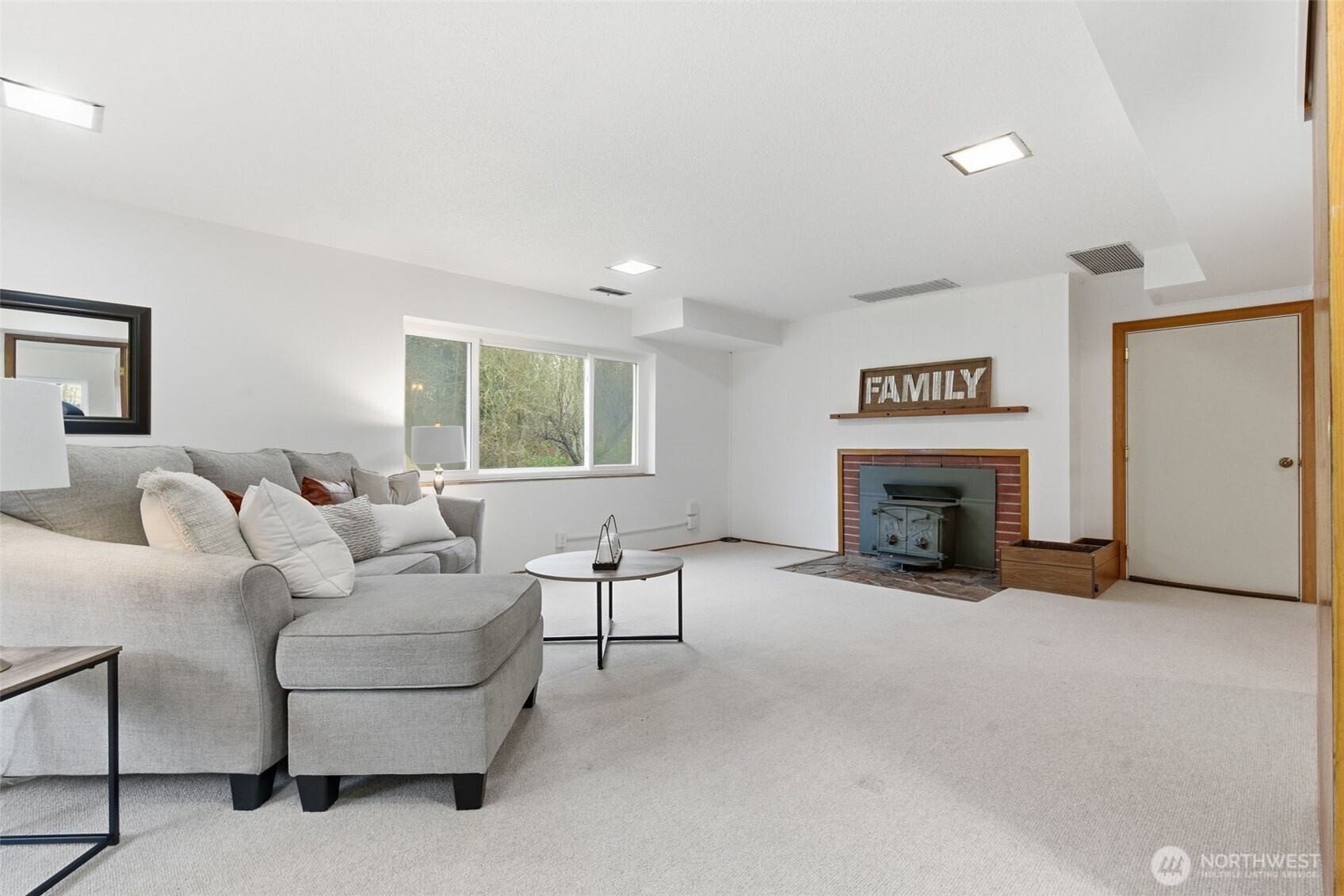 22628 Holgar Court Property Photo 24