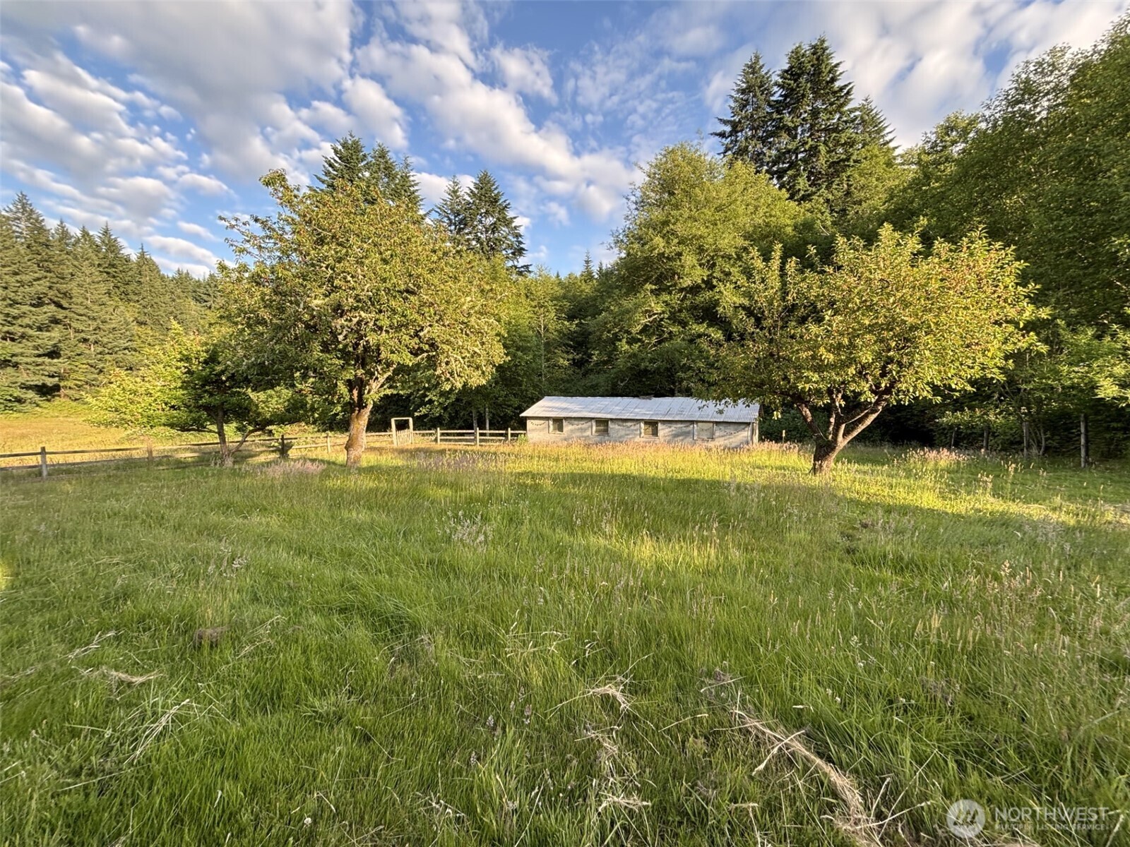 22628 Holgar Court Property Photo 31
