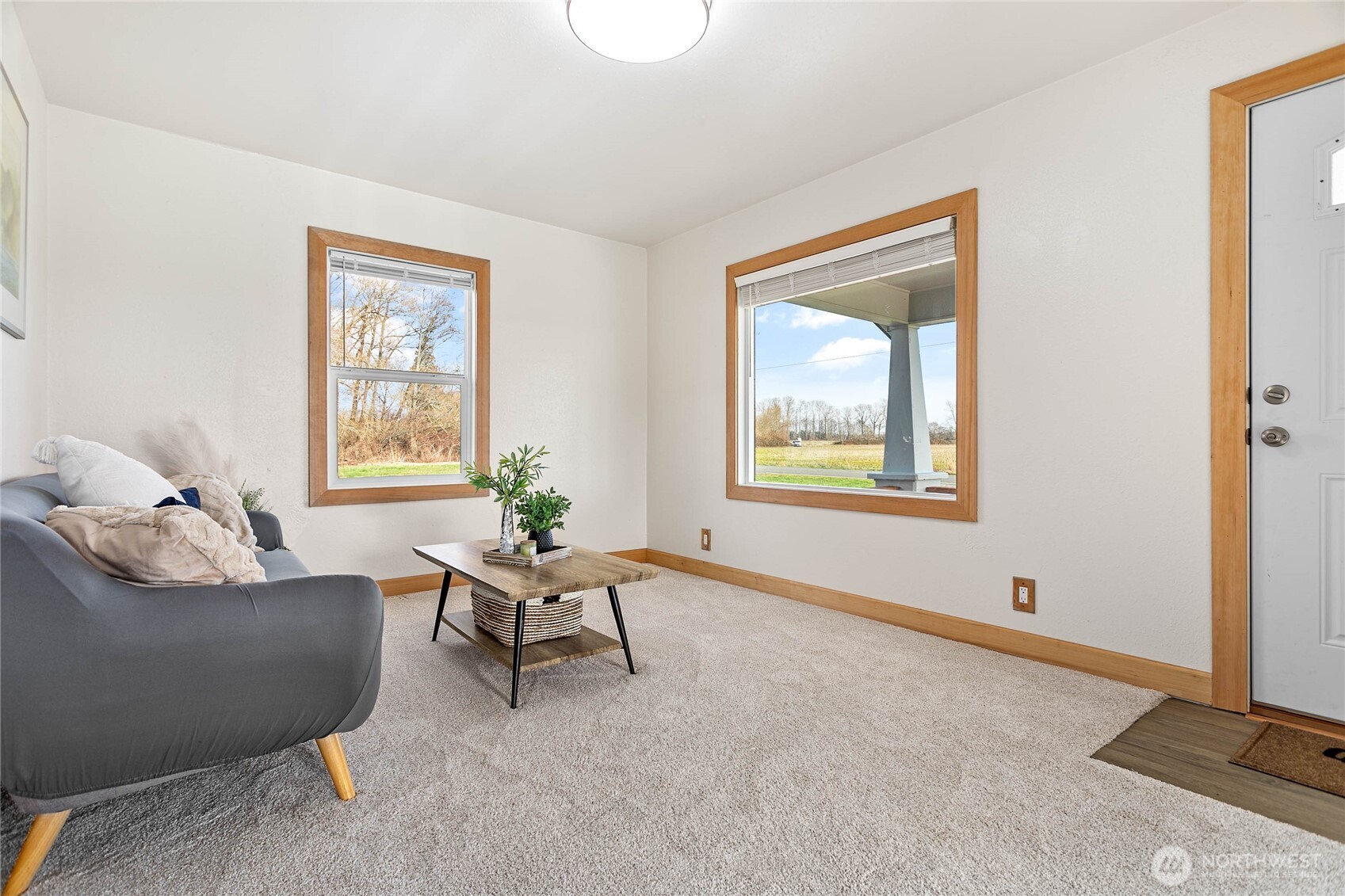 5059 Ferndale Road Property Photo 6