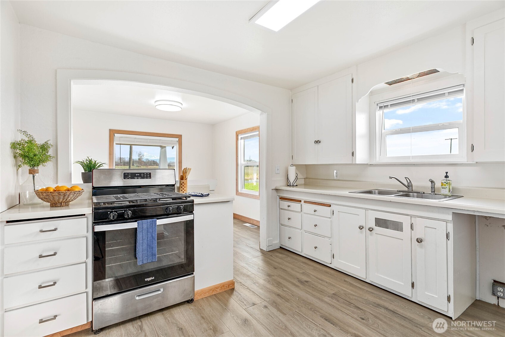 5059 Ferndale Road Property Photo 12