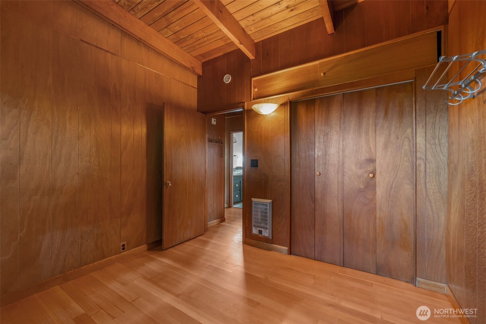 1408 250th Place Property Photo 13