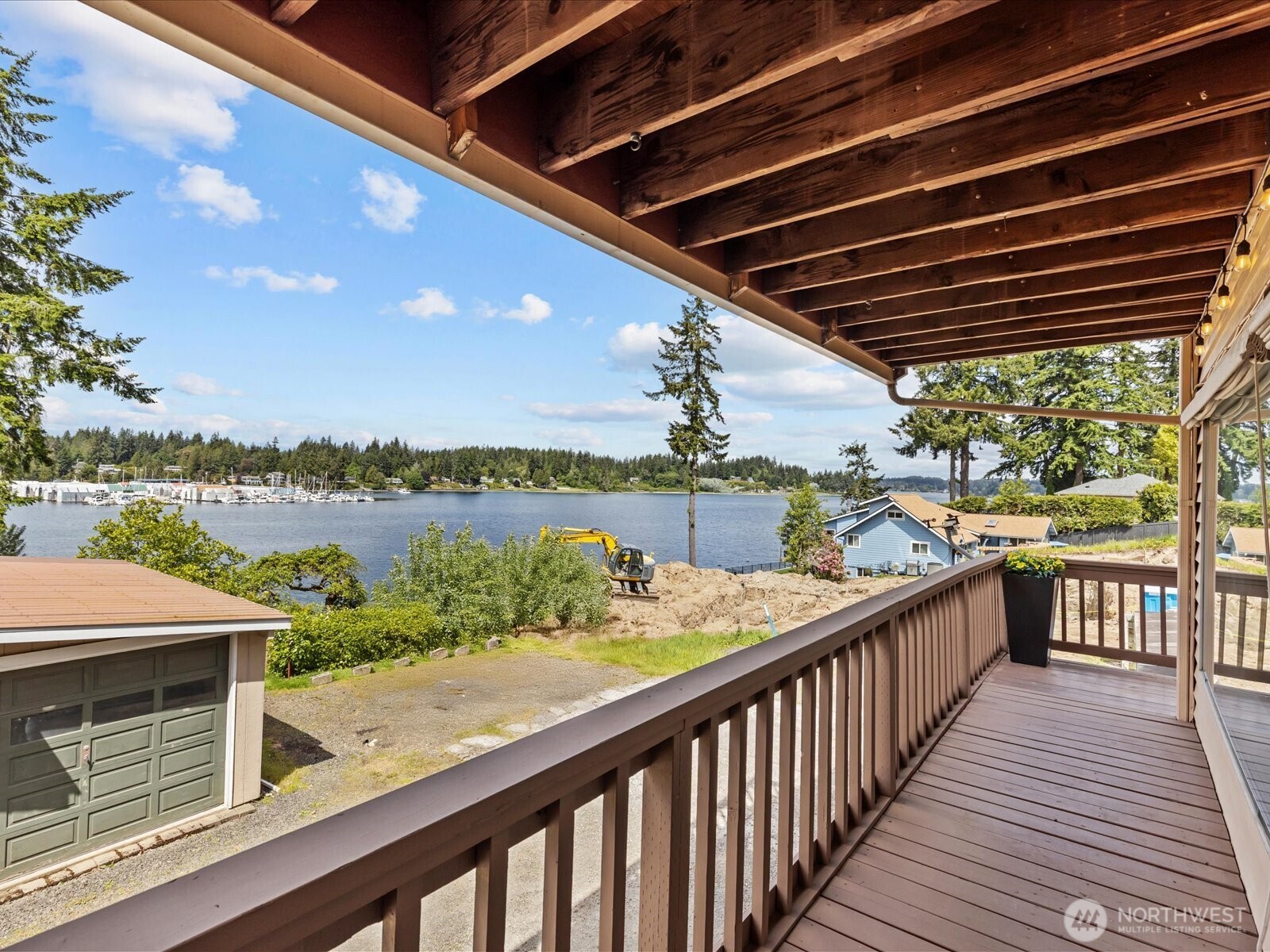 2540 E Phinney Bay Place Property Photo 14