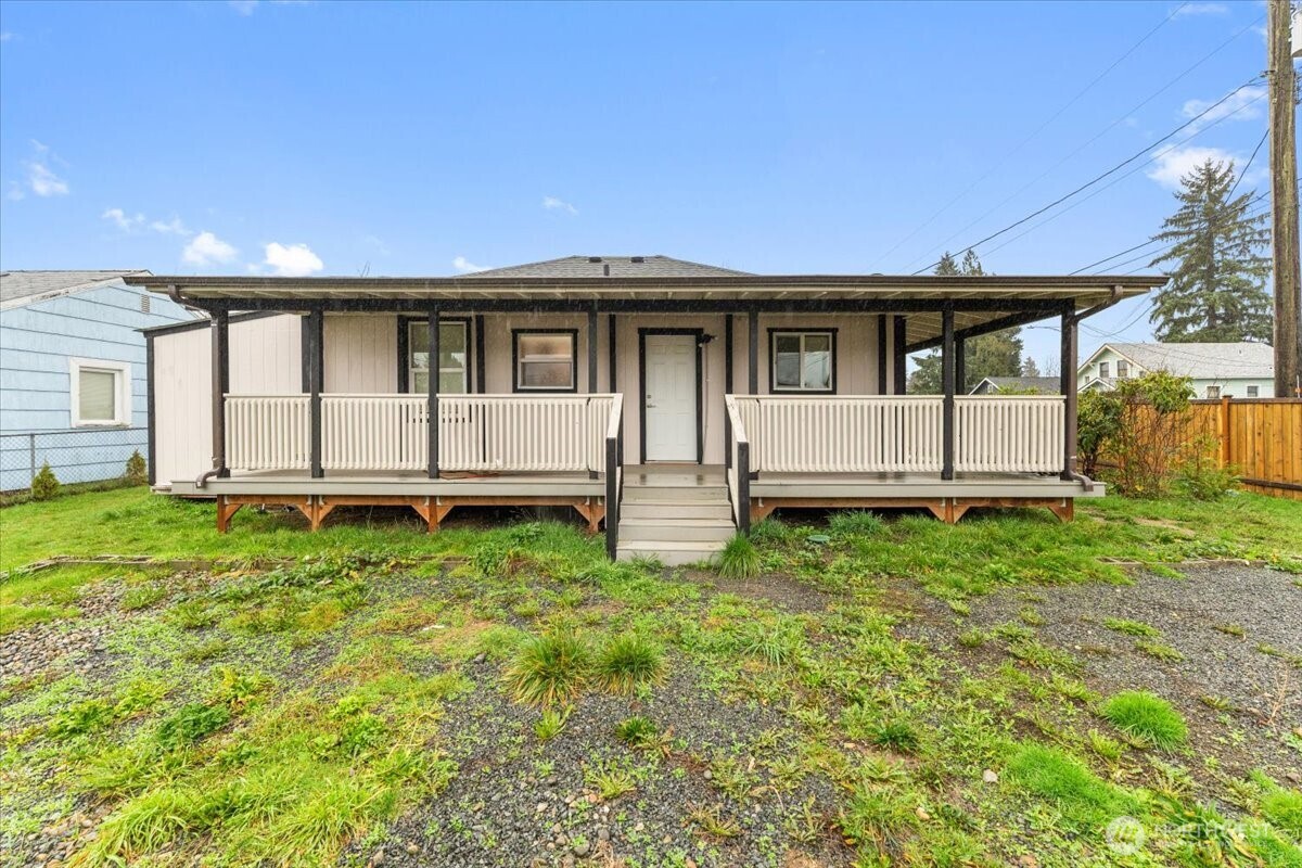 4640 E G Street Property Photo 4