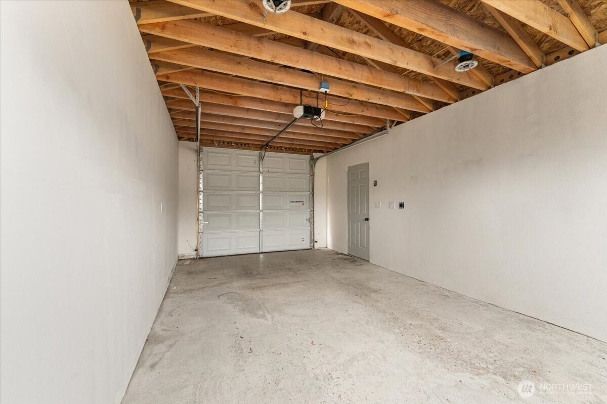 4640 E G Street Property Photo 10
