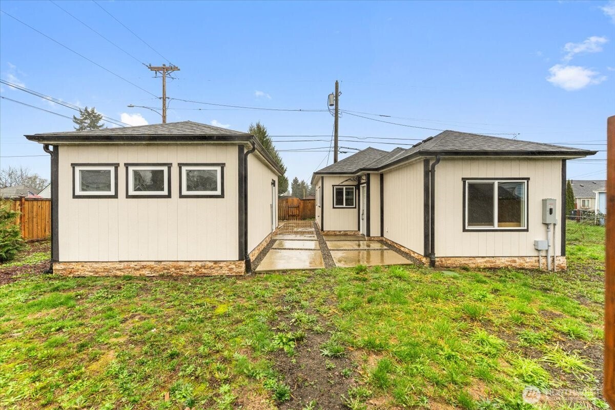 4640 E G Street Property Photo 13