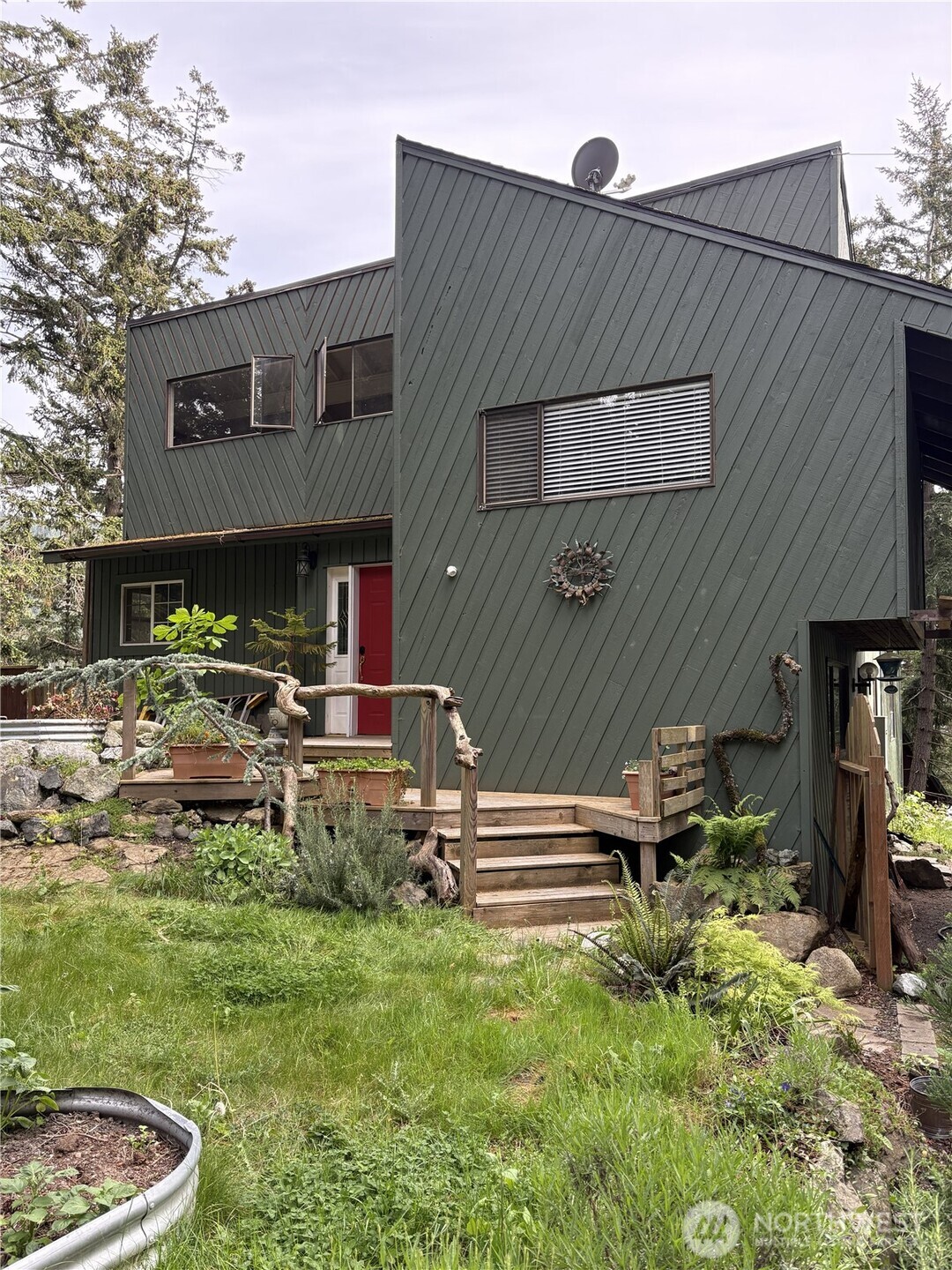 1193 Rosario Road Property Photo 1
