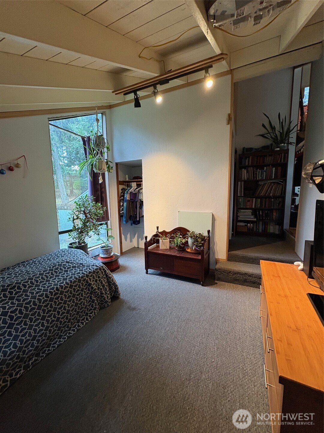 1193 Rosario Road Property Photo 13