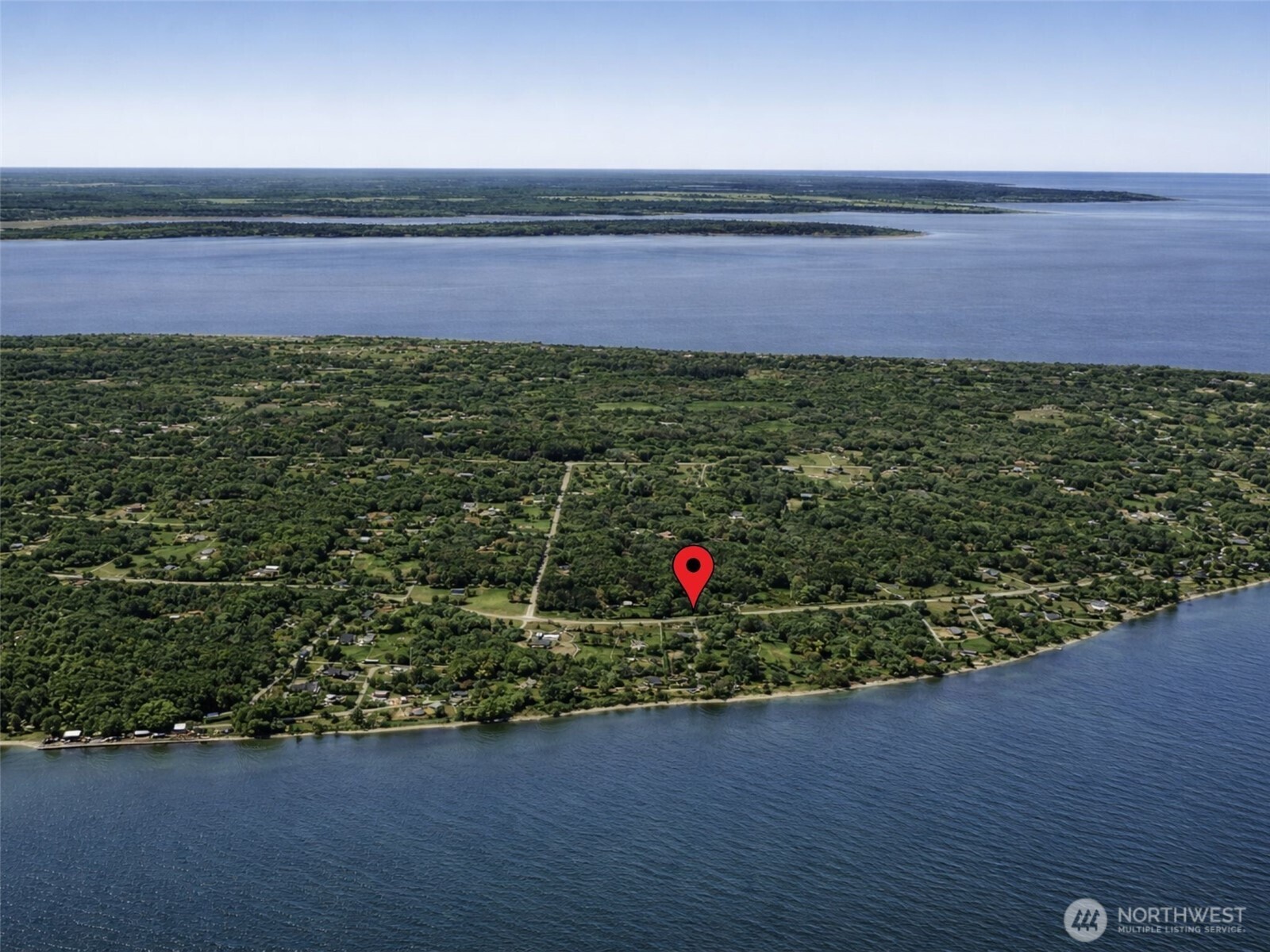 24503 State Route 525 Property Photo 2