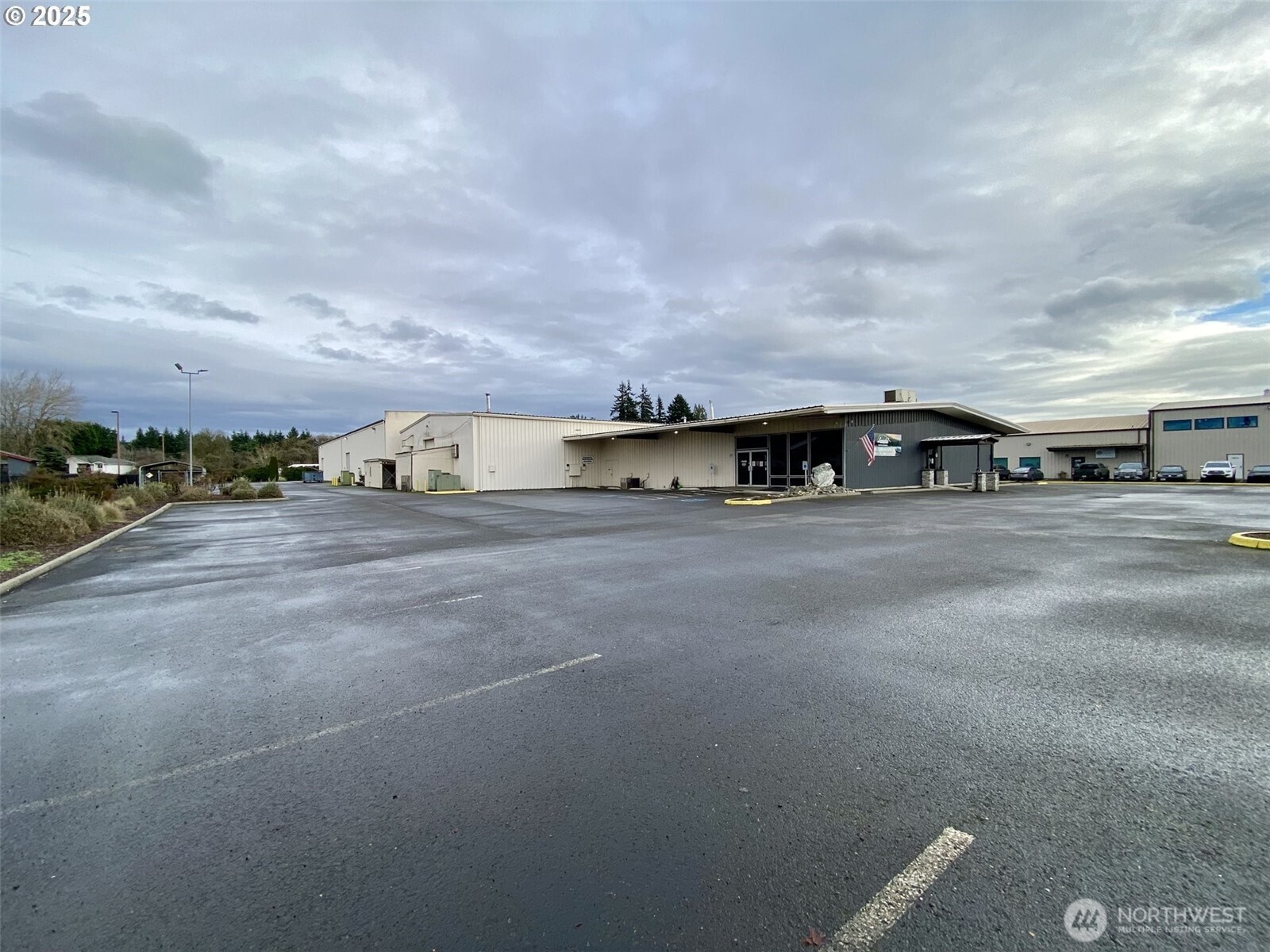 1400 Atlantic Avenue Property Photo 2