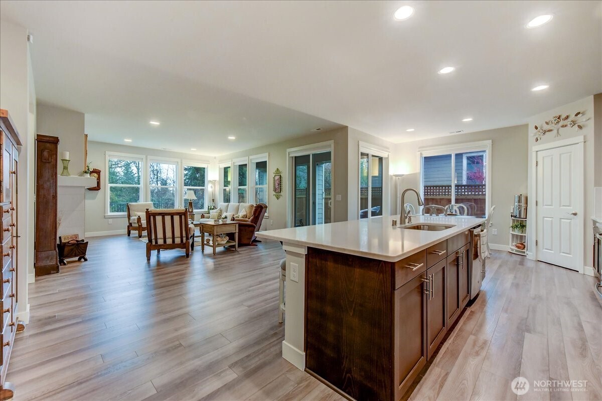 17909 145th Street Property Photo 3