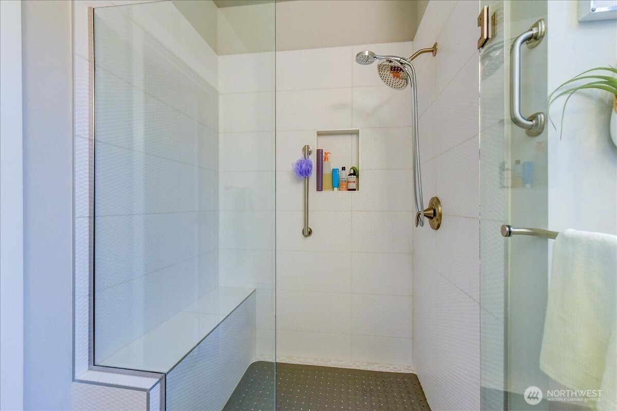 17909 145th Street Property Photo 13