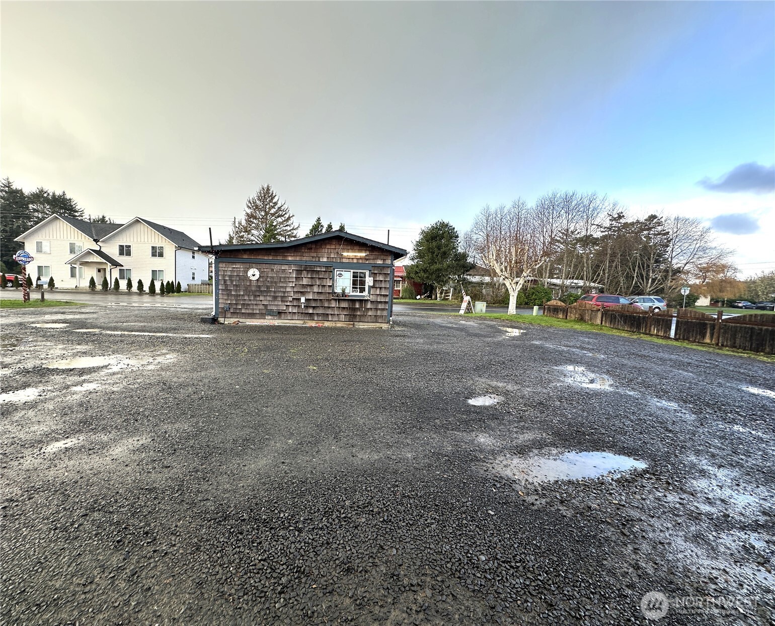 1804 Pacific Ave N Property Photo 8