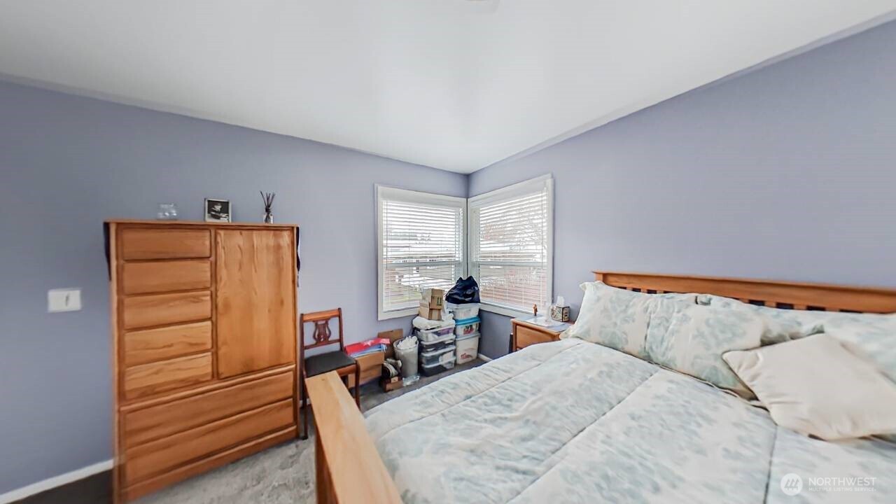283 Division Avenue Property Photo 7